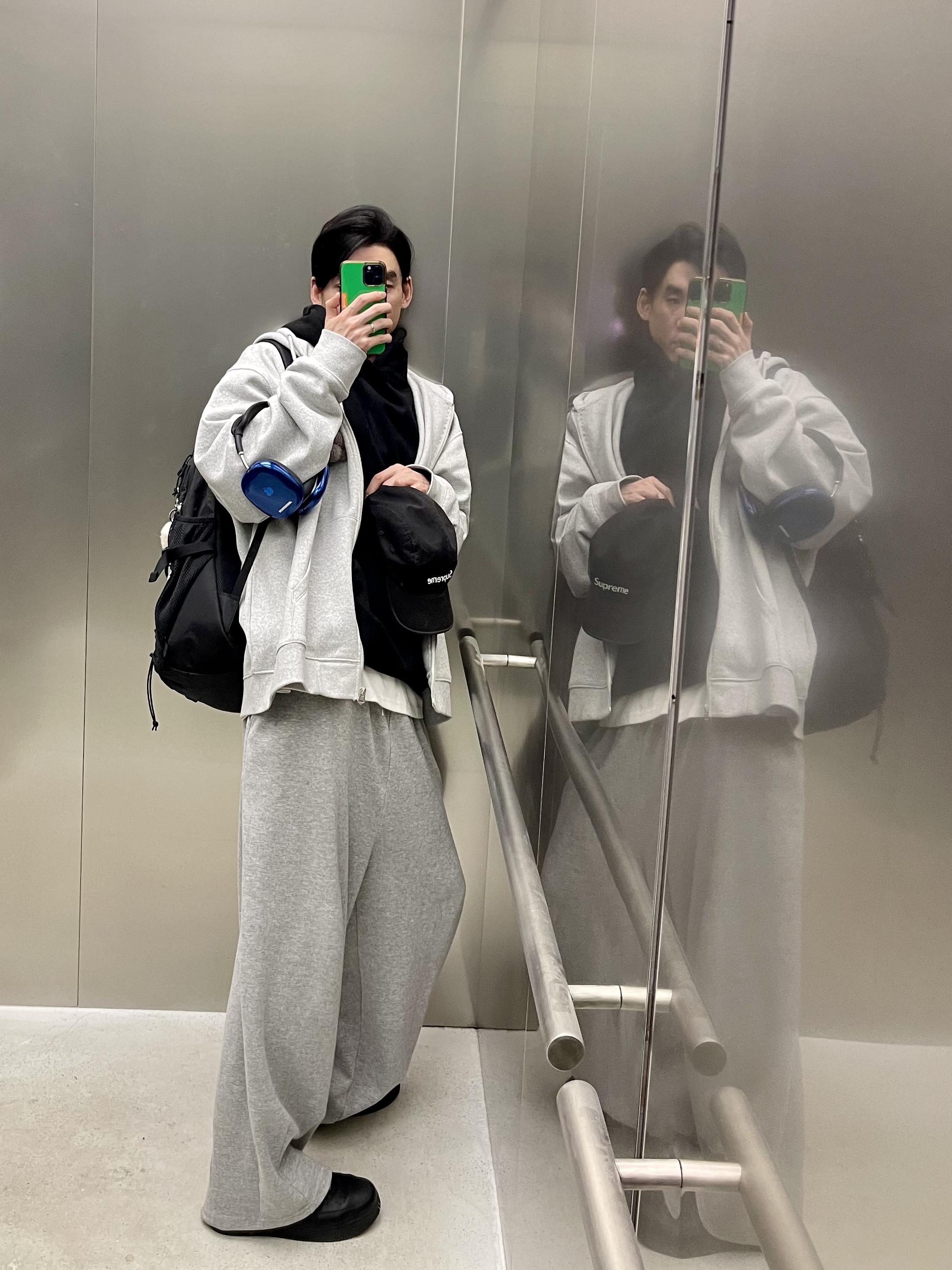 Apple AirPods Max Lightning Space Gray (Korean Ver.), Ader Error Standic AirPods Max Case Z-Blue 착용 스타일 - 5