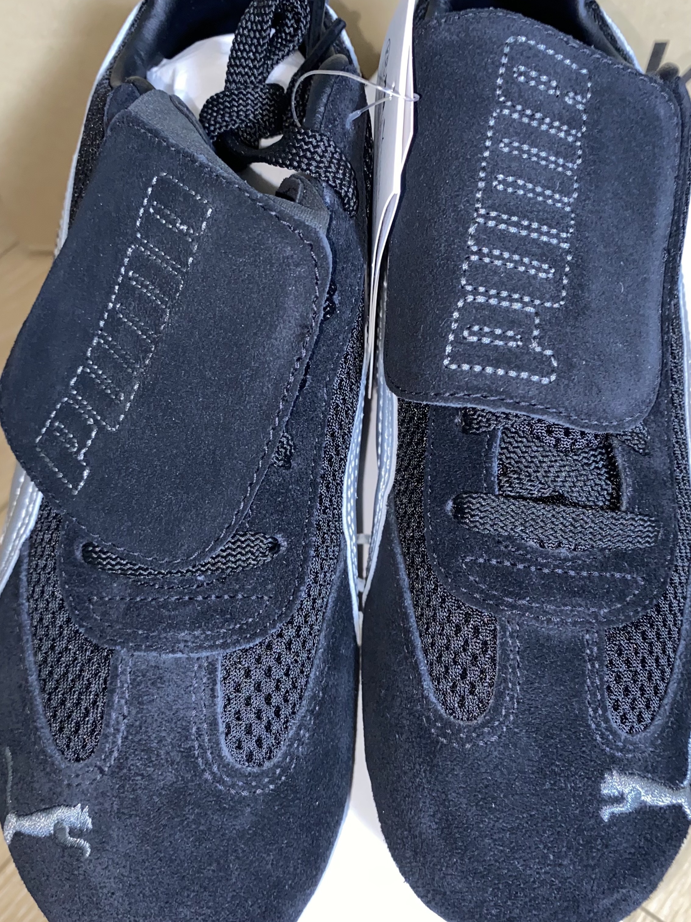 Puma x Open Yy Speedcat Black Shadow Gray, Puma x Open Yy Speedcat Prairie Tan Matte Silver 착용 스타일 - 3