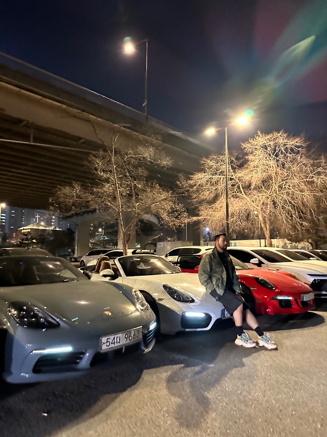 Balenciaga x Gucci The Hacker Project Triple S Sneakers Beige Ebony GG Supreme Yellow Green 착용 스타일 - 1