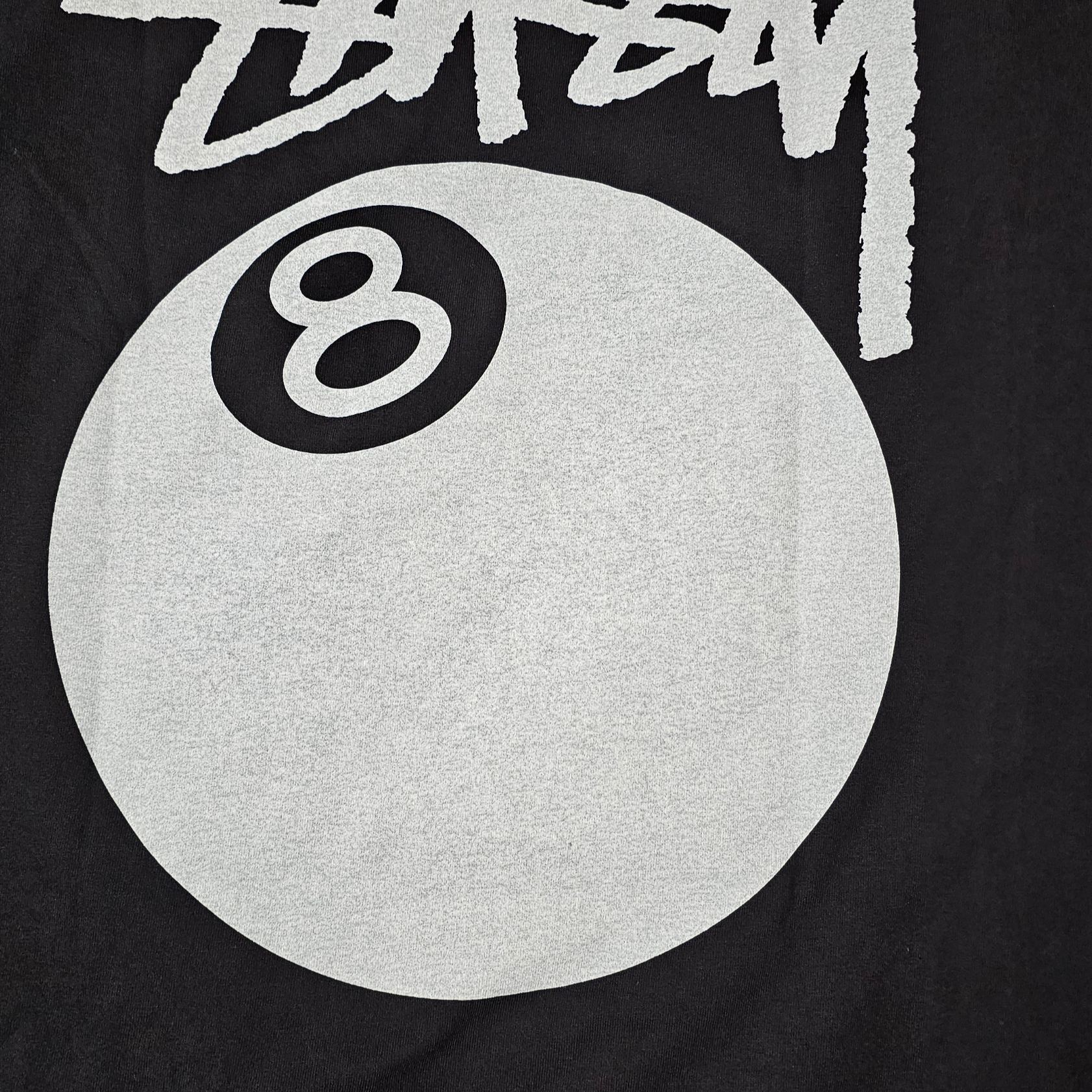 Stussy 8 Ball Pigment Dyed T-Shirt Black 착용 스타일 - 3