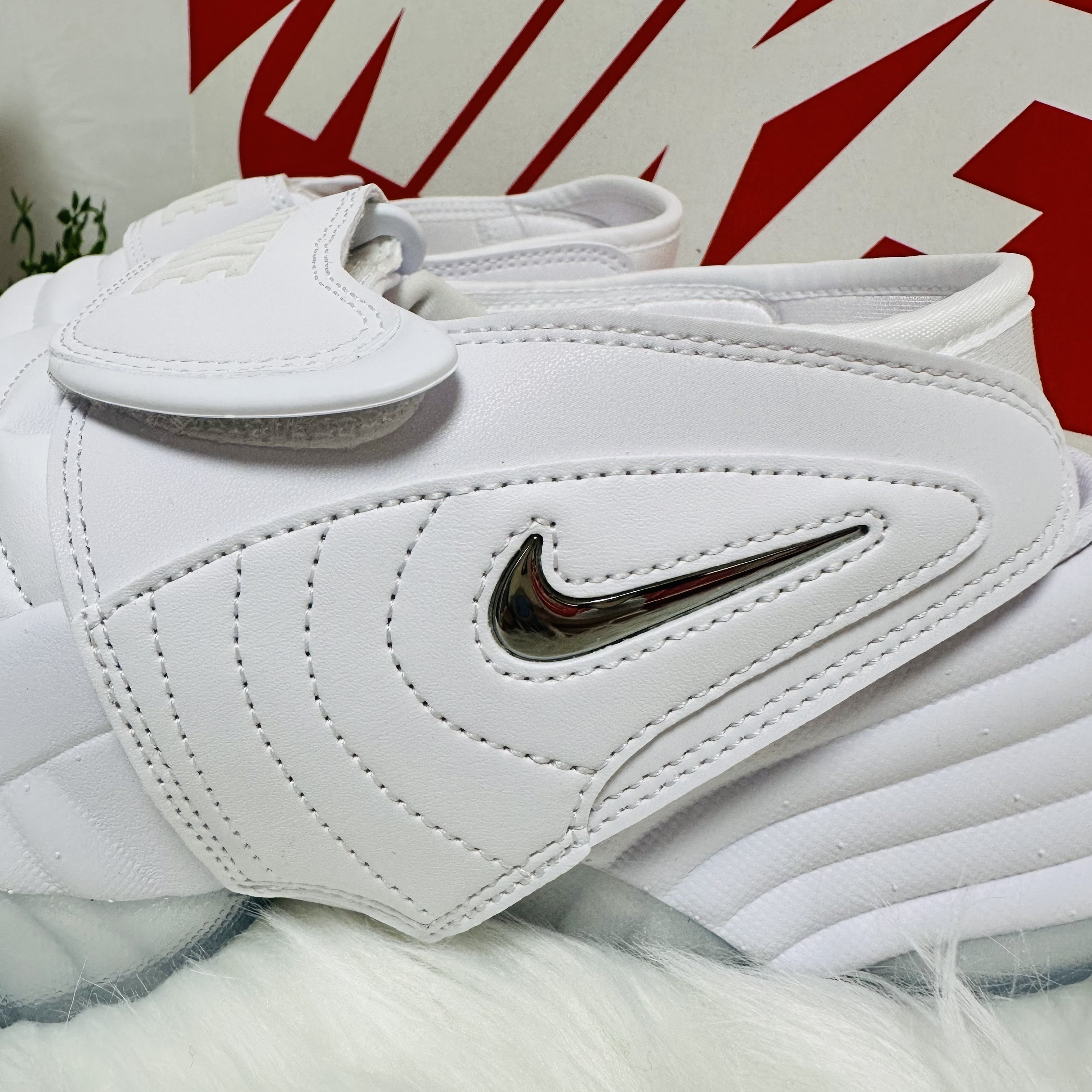 (W) Nike Adjust Force Sandal White 착용 스타일 - 8
