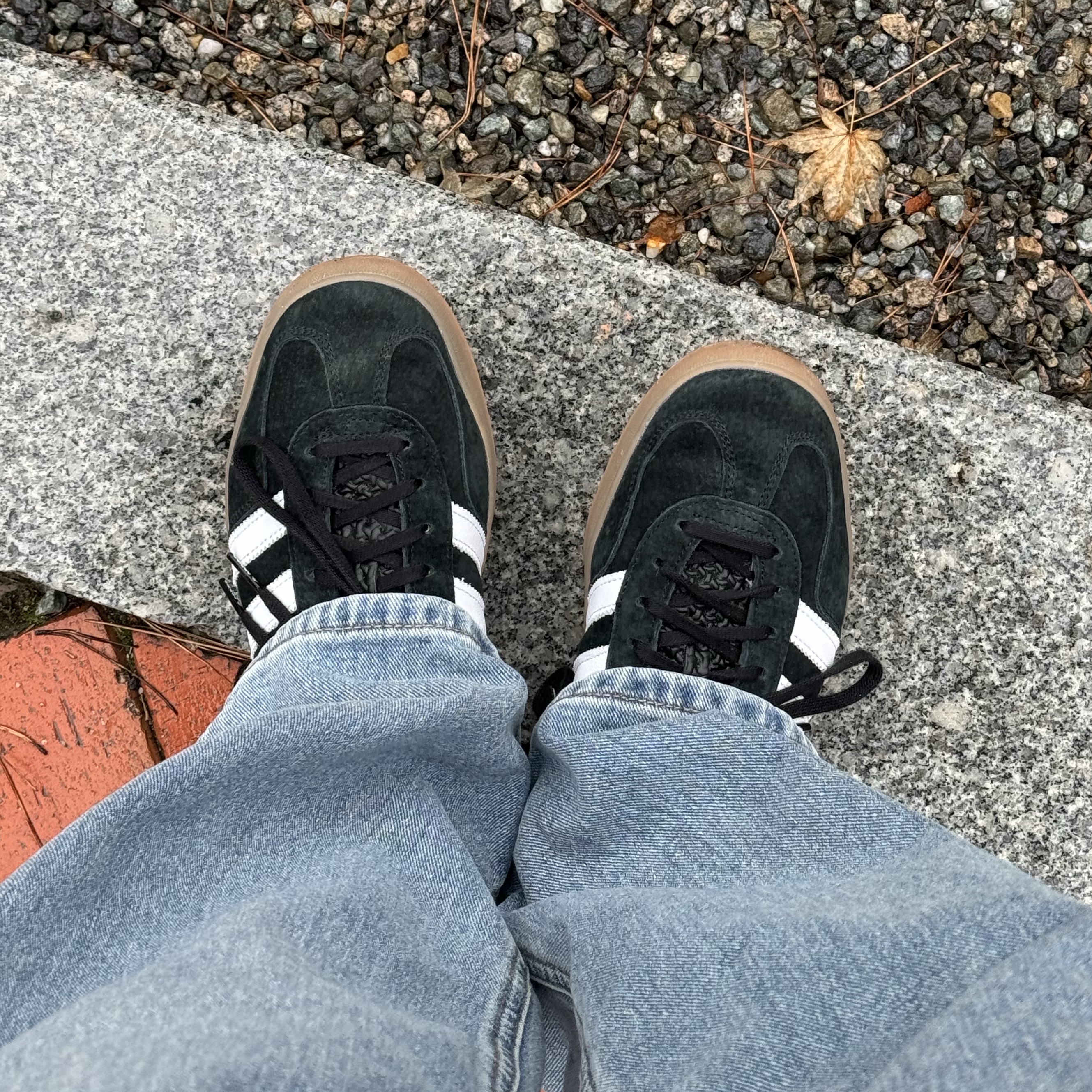 Adidas Gazelle Indoor Core Black 착용 스타일