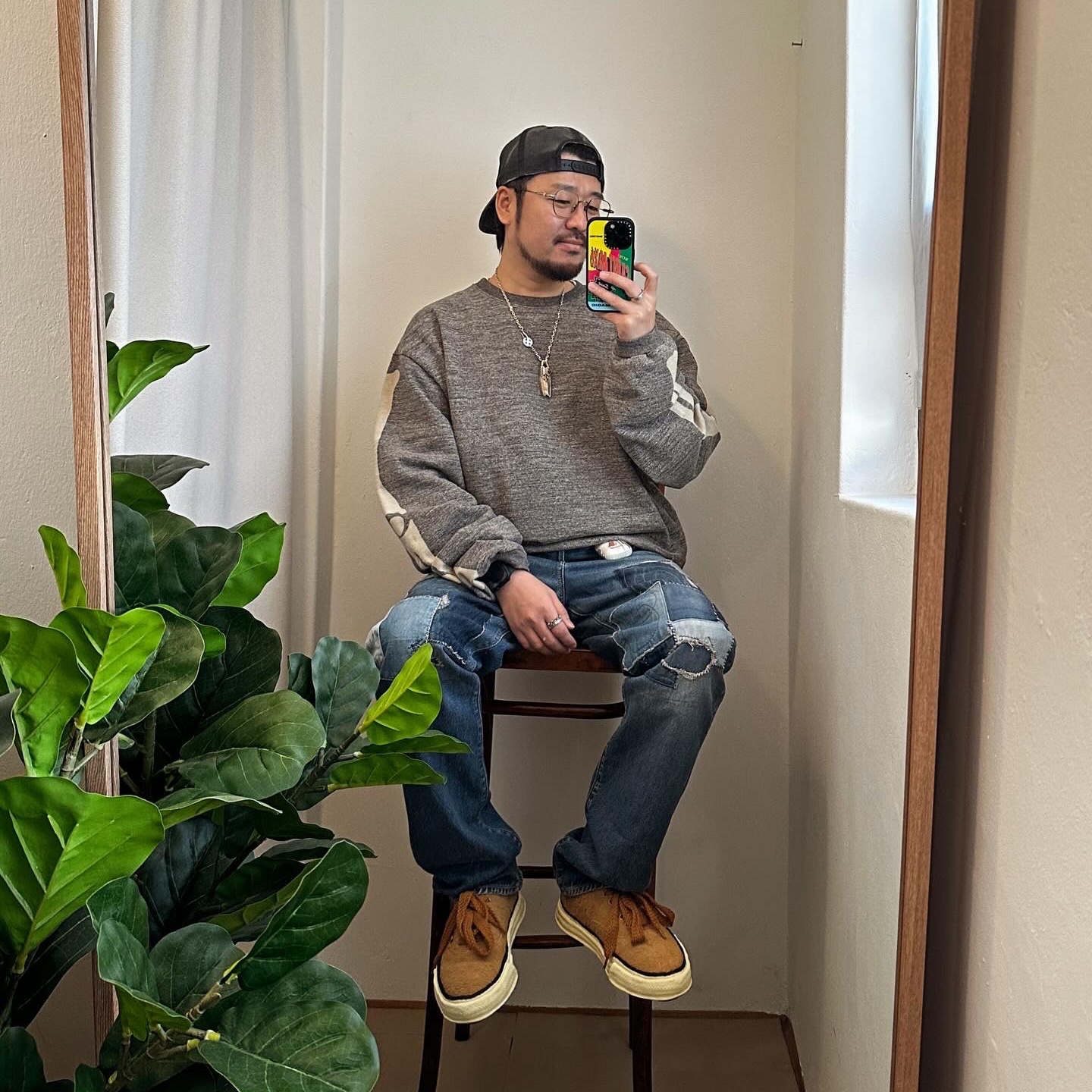 Kapital Fleece Big Crewneck Sweat Heather Charcoal, Kapital 14 oz. Denim 5P Monkey Cisco Indigo 착용 스타일 - 1