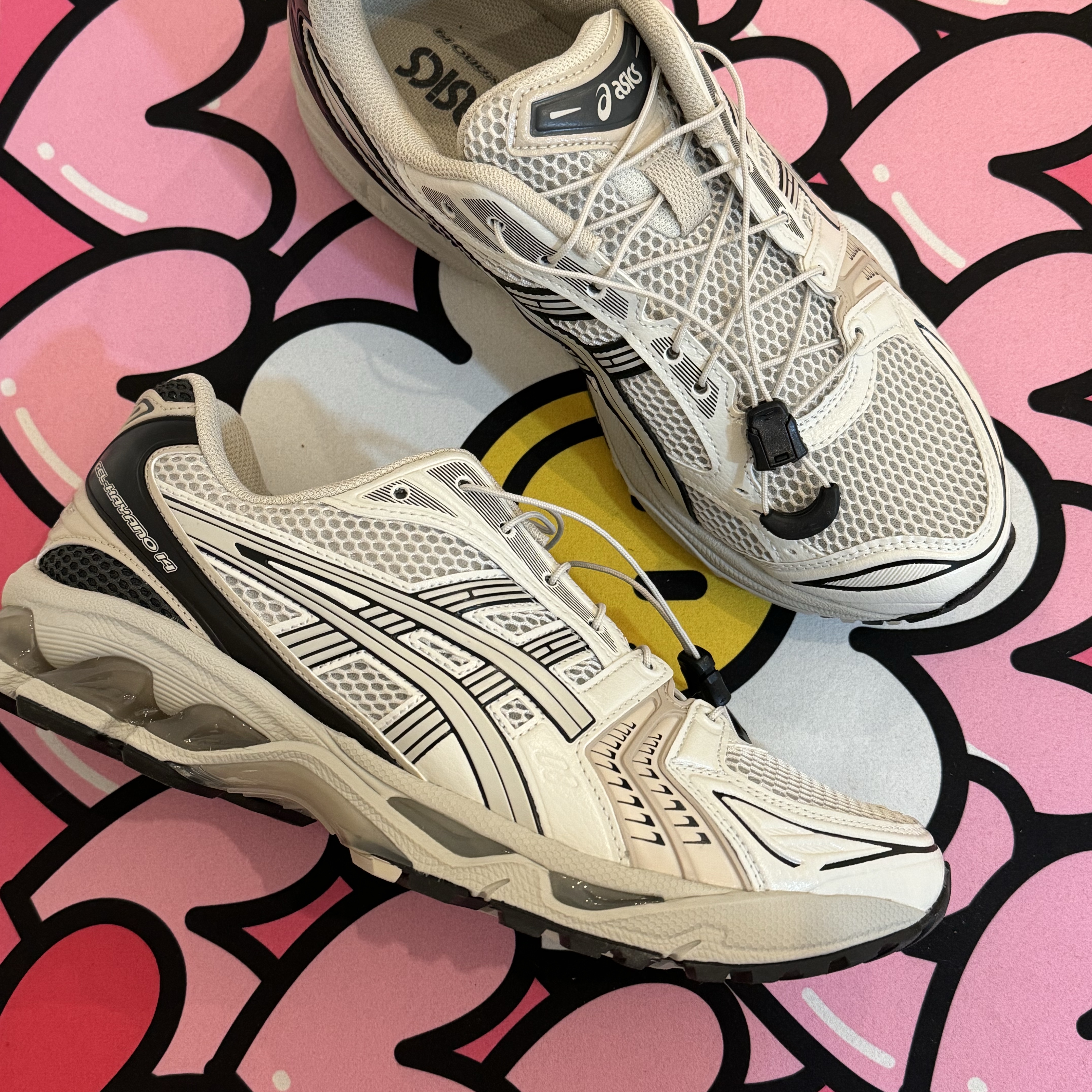 Asics Unlimited Gel-Kayano 14 Smoke Grey 착용 스타일