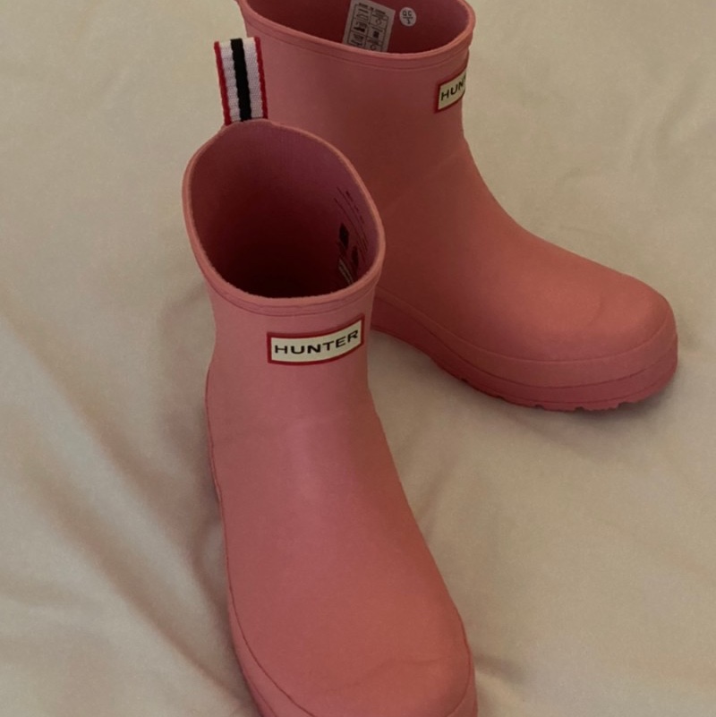 (W) Hunter Play Short Wellington Boots Pink Fizz 착용 스타일 - 1