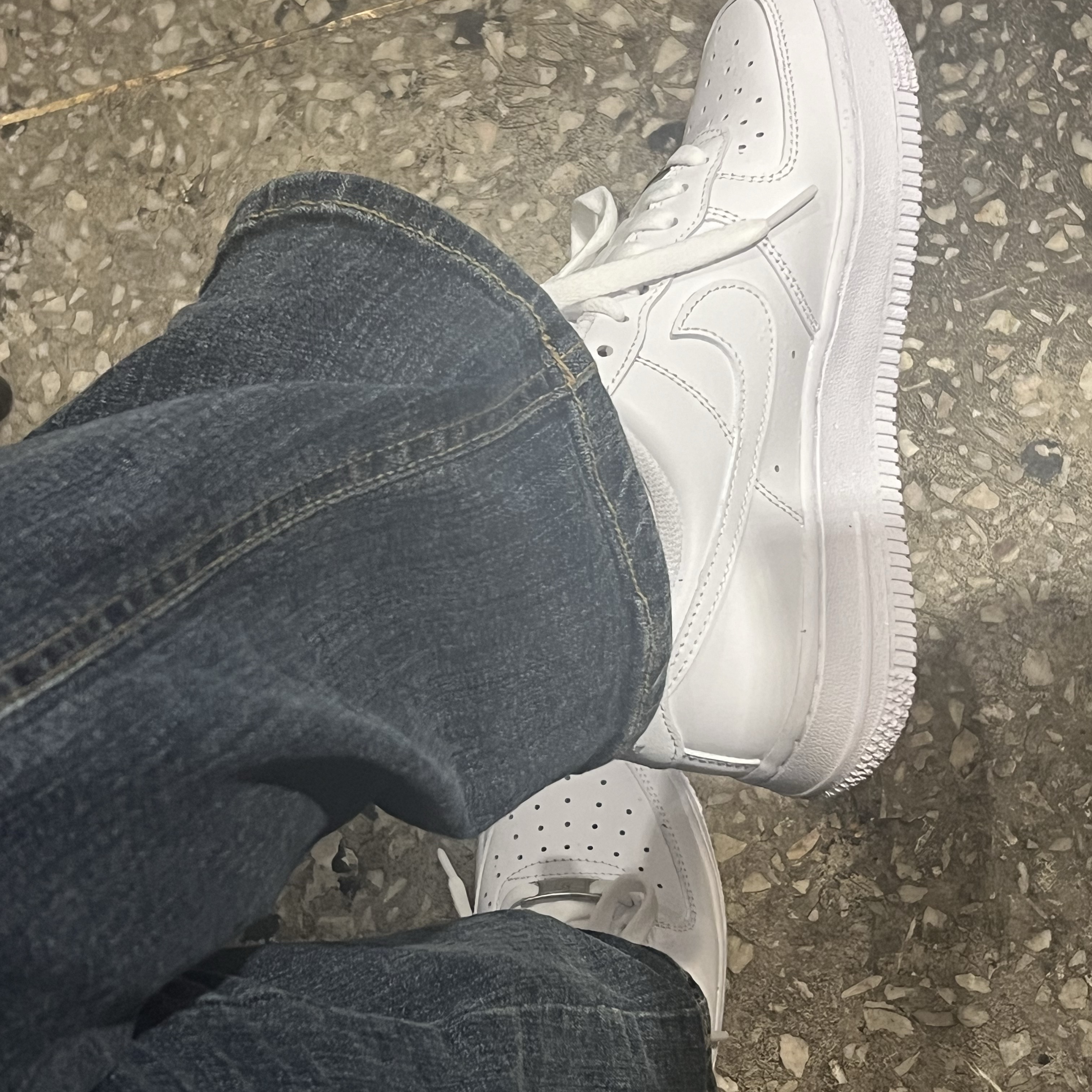 (W) Nike Air Force 1 '07 Low White 착용 스타일