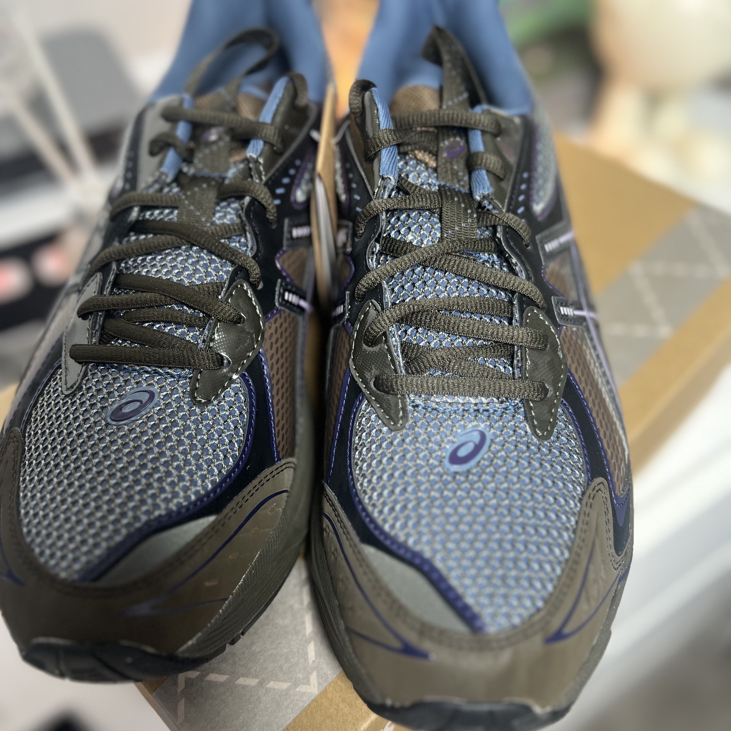 Asics UB6-S GT-2160 Grey Floss Brown Storm 착용 스타일 - 1