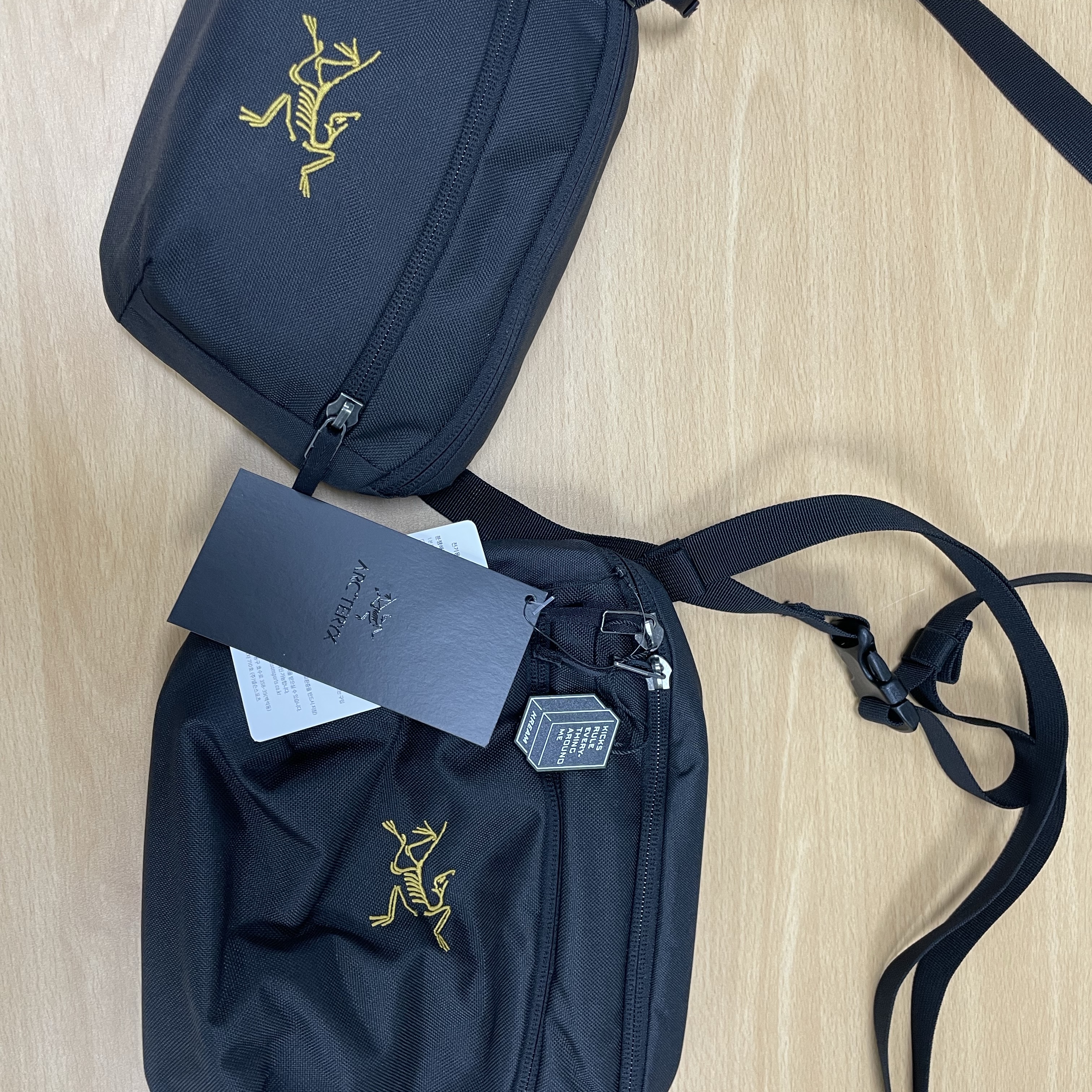 Arc'teryx Mantis 2 Waistpack 24K Black, Arc'teryx Mantis 1 Waistpack Black 착용 스타일 - 4
