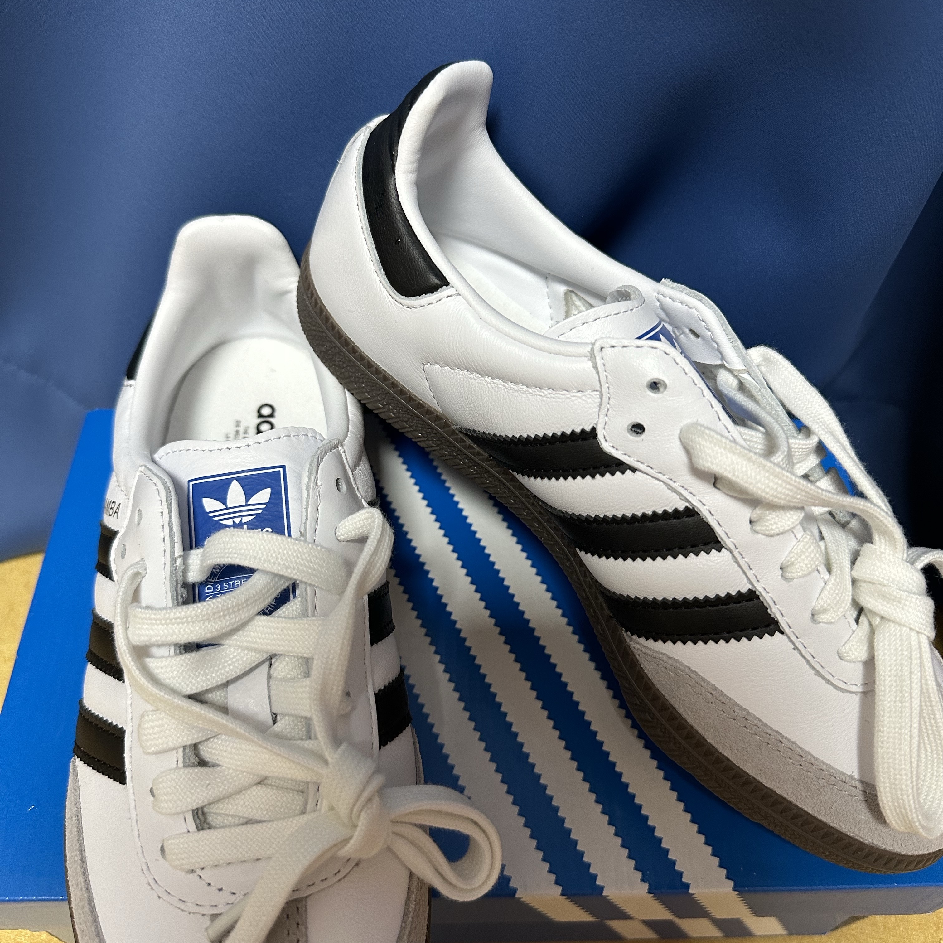 Adidas Samba OG Cloud White 착용 스타일