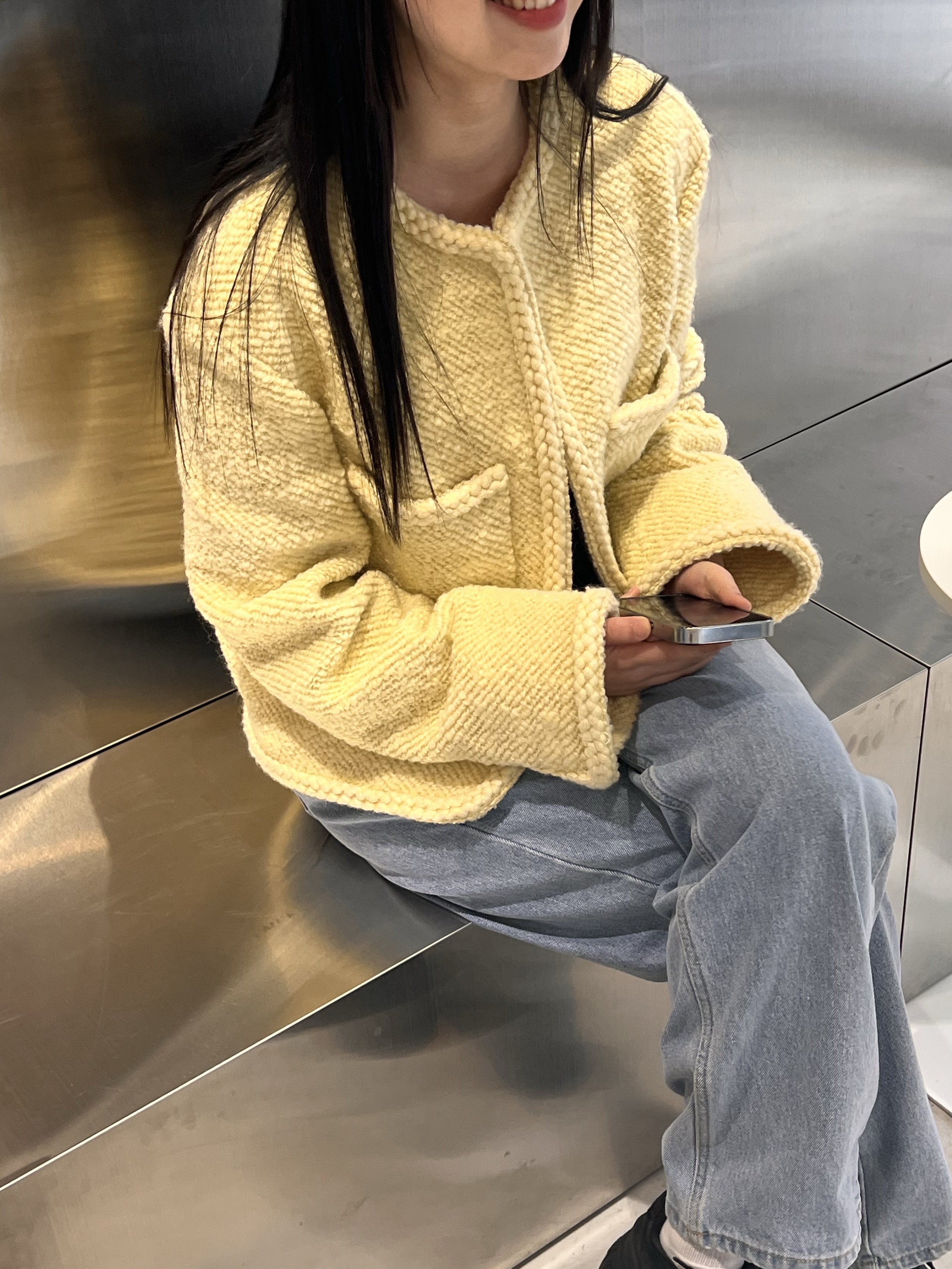 L'H.A.S Boucle Tweed Cropped Jacket - Yellow 착용 스타일 - 1