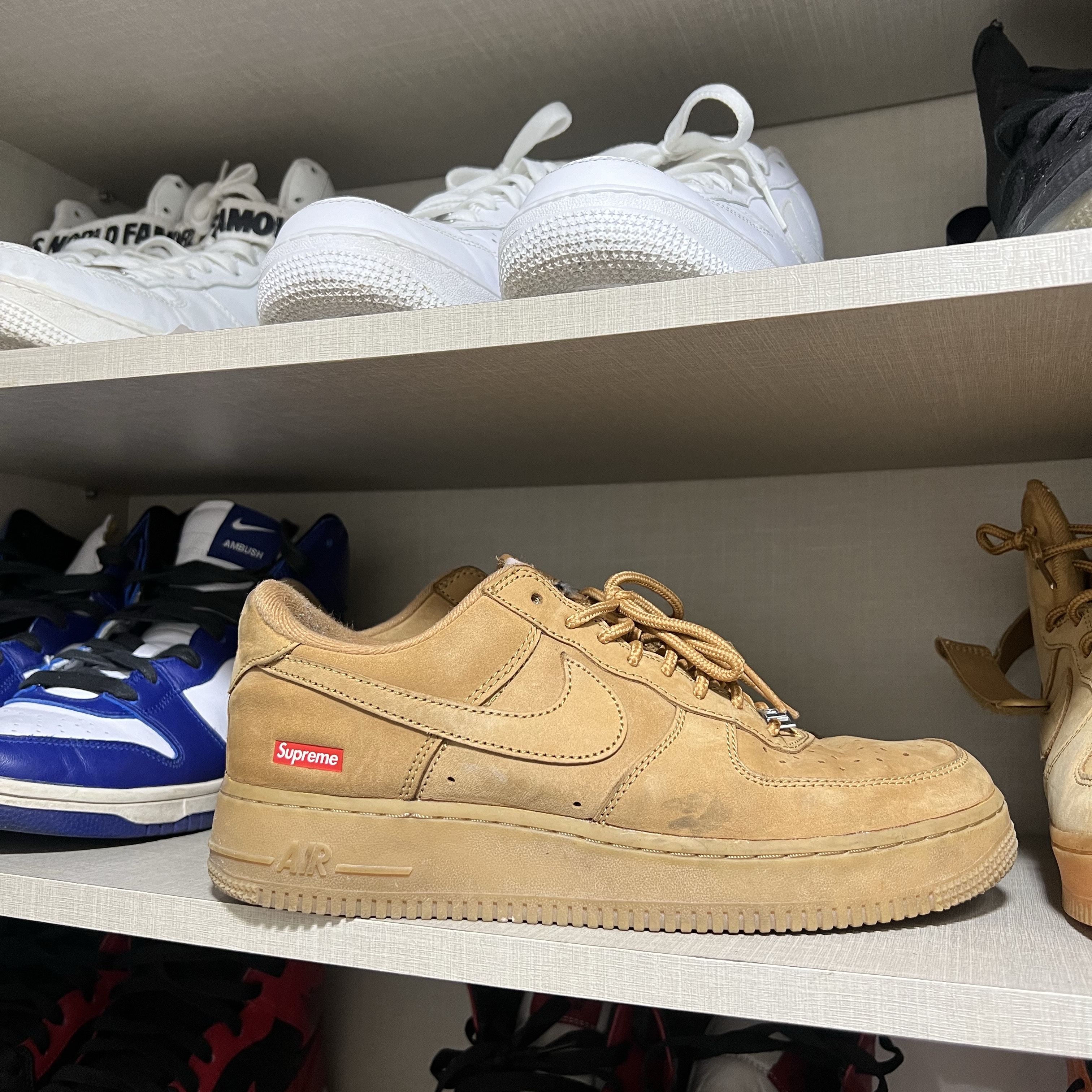 Nike x Supreme Air Force 1 Low Flax 착용 스타일 - 2