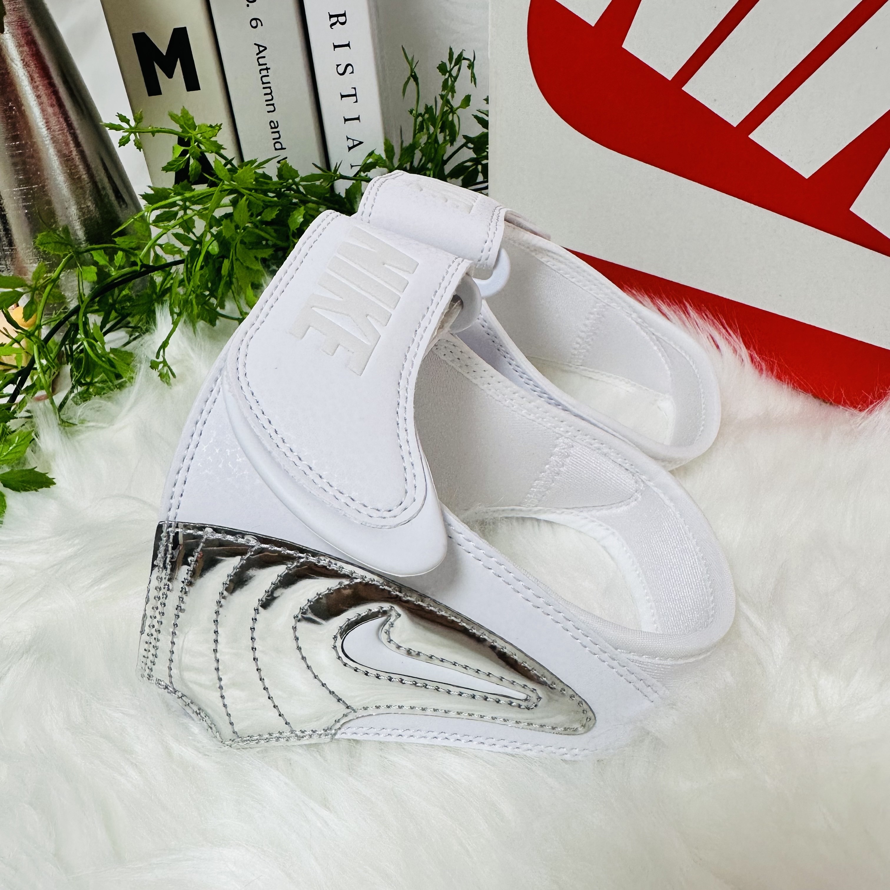 (W) Nike Adjust Force Sandal White 착용 스타일 - 5