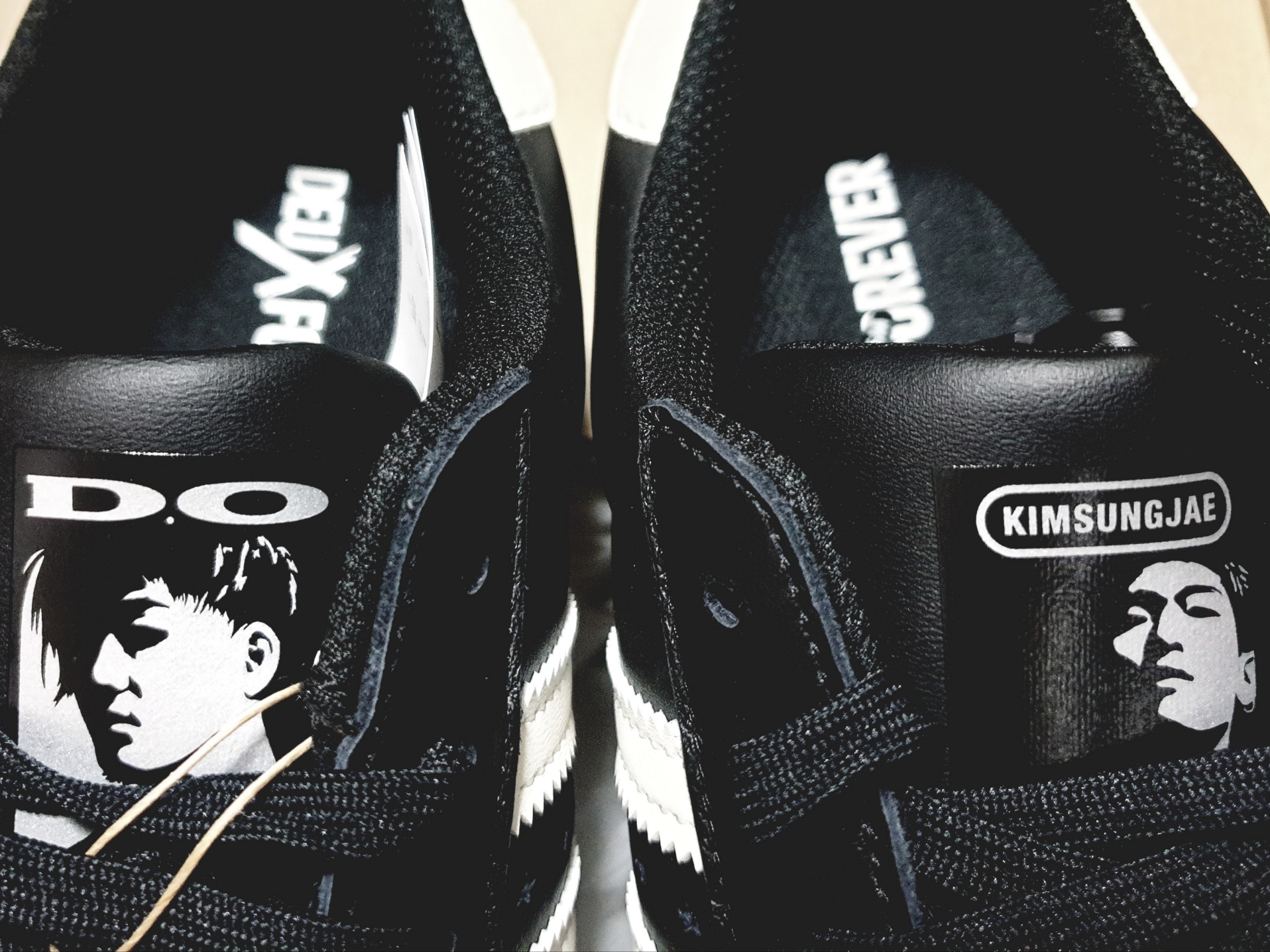 Adidas x Deux Superstar 80s Core Black Off White 착용 스타일
