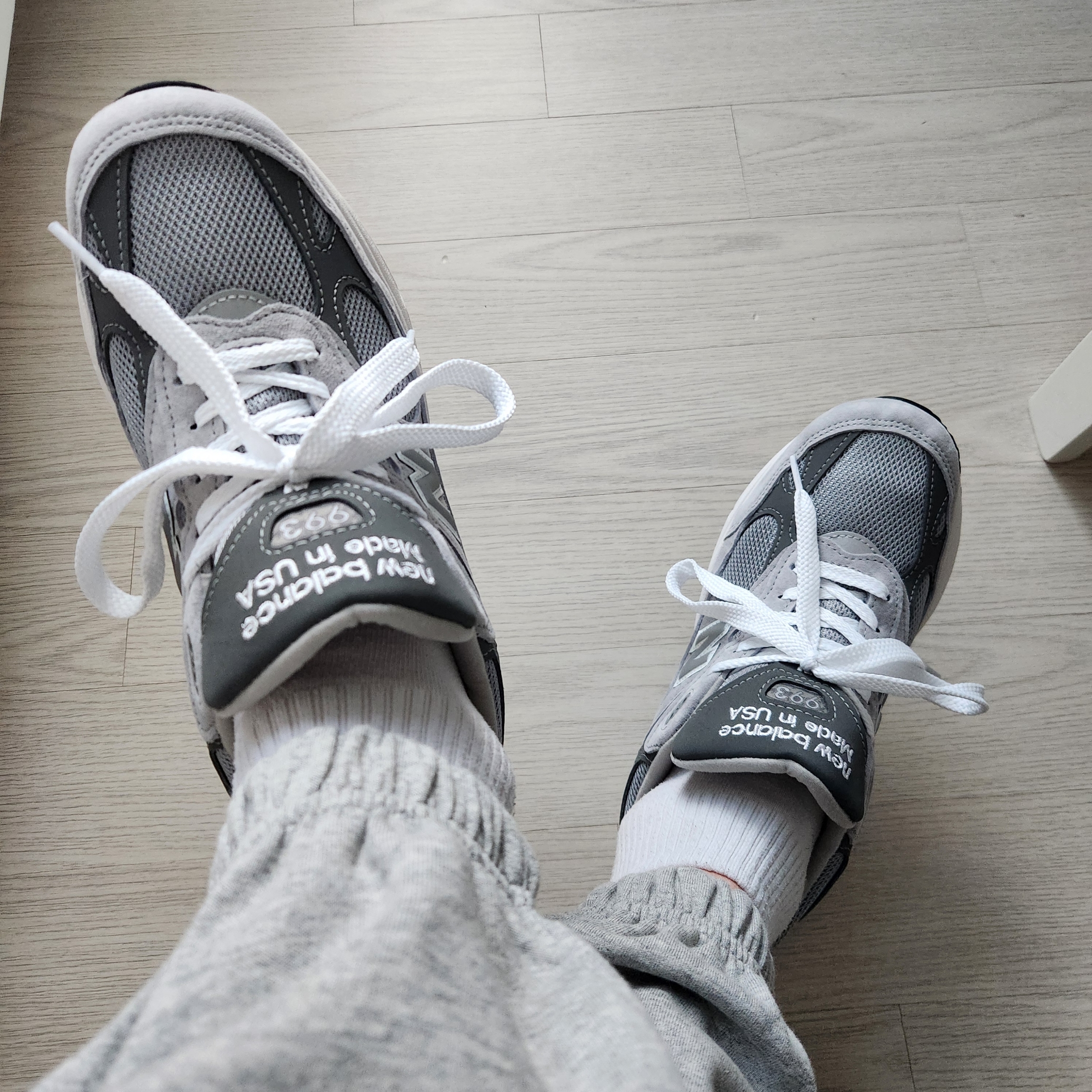 New Balance 993 Made in USA Grey - D Standard 착용 스타일 - 1