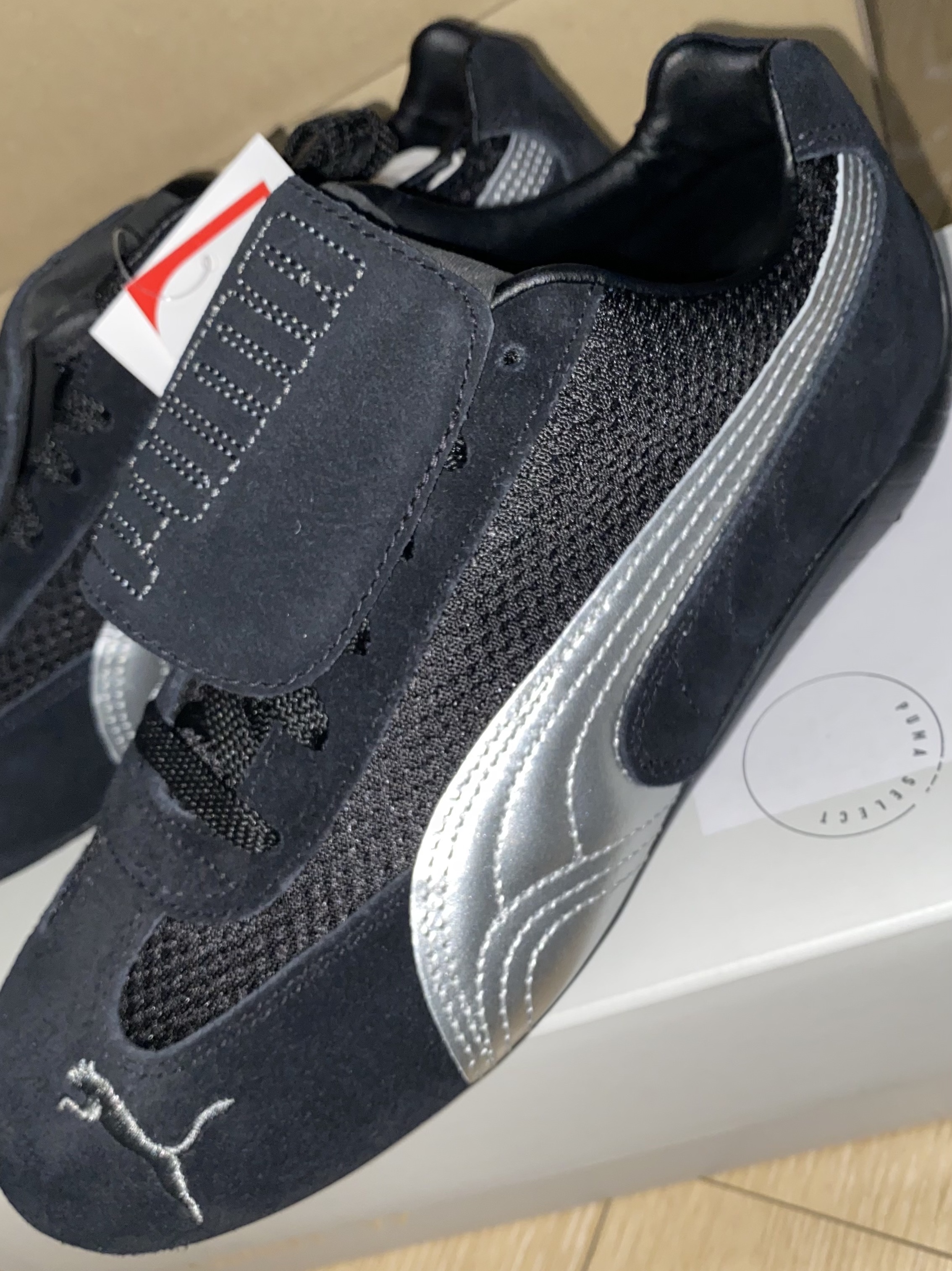 Puma x Open Yy Speedcat Black Shadow Gray, Puma x Open Yy Speedcat Prairie Tan Matte Silver 착용 스타일 - 1