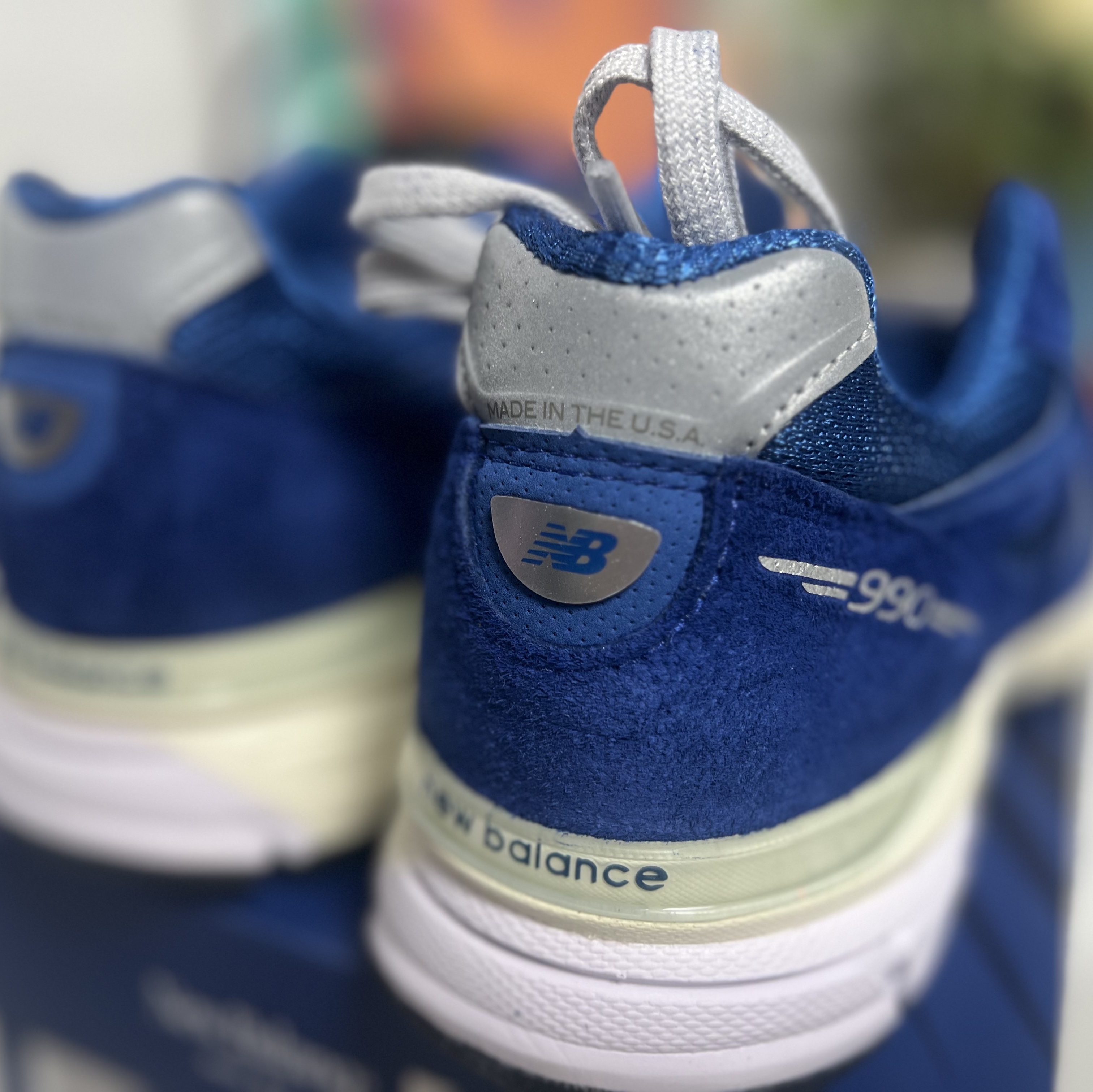 New Balance x Aime Leon Dore 990v4 Made in USA Blue 착용 스타일 - 3