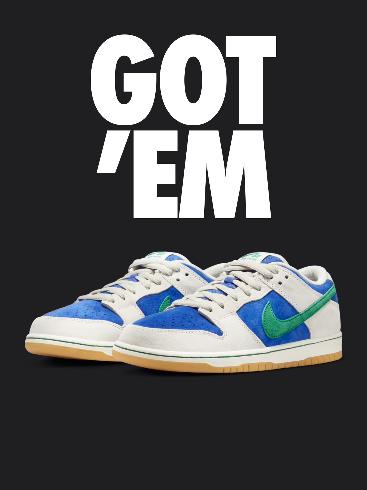Nike SB Dunk Low Pro Phantom and Hyper Royal 착용 스타일