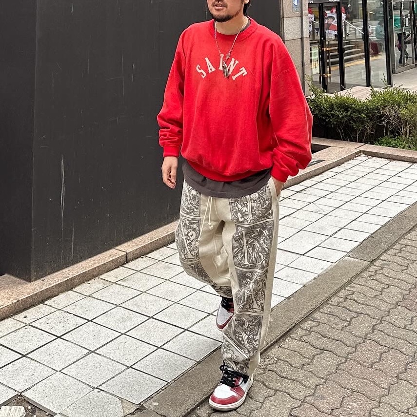 Saint Mxxxxxx x Denim Tears Mural Sweatpants Grey - 23SS, Jordan 1 x Trophy Room Retro High OG SP Chicago 착용 스타일 - 1