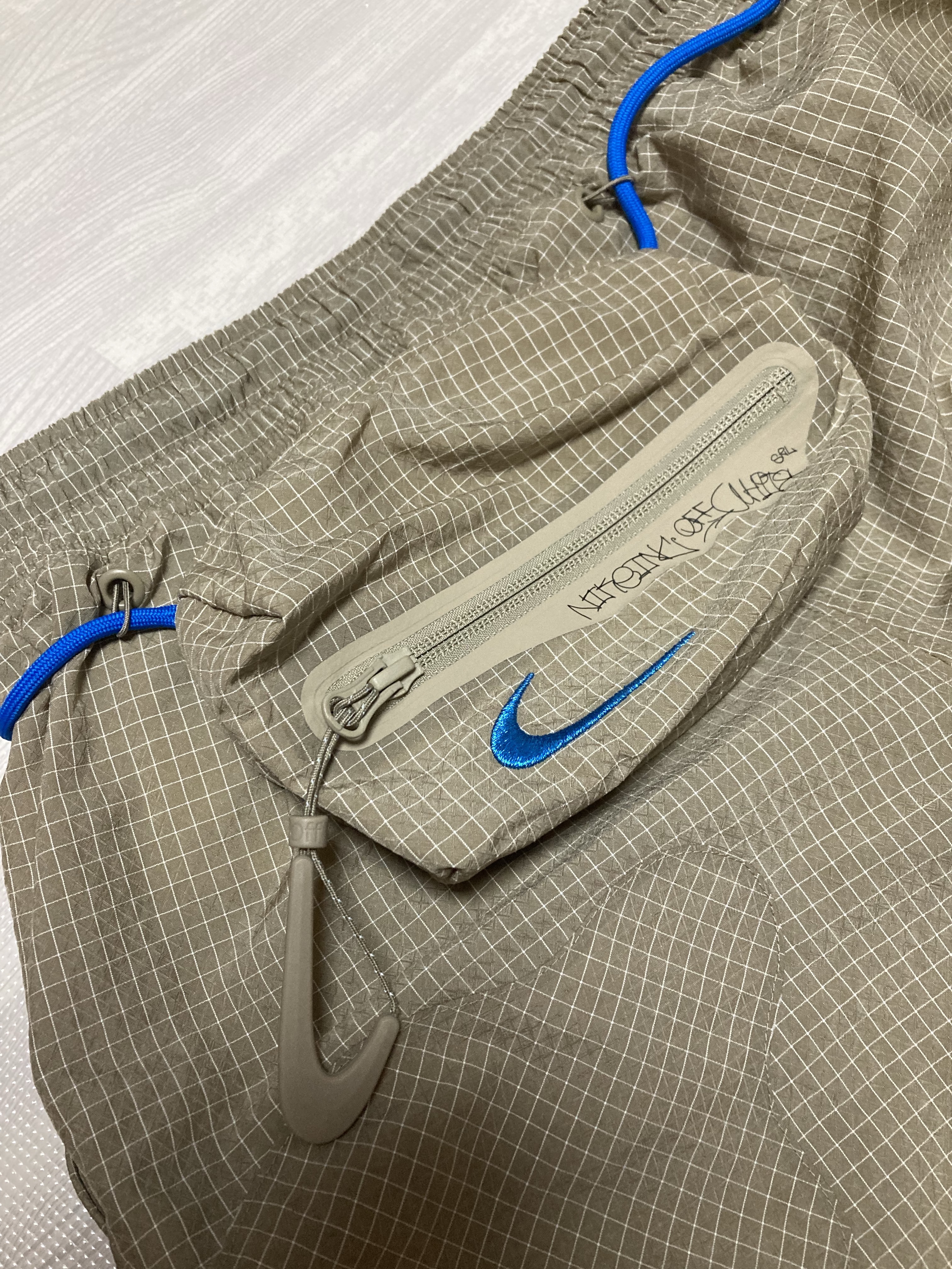 Nike x Off-White NRG Woven Shorts Khaki - Asia 착용 스타일 - 1