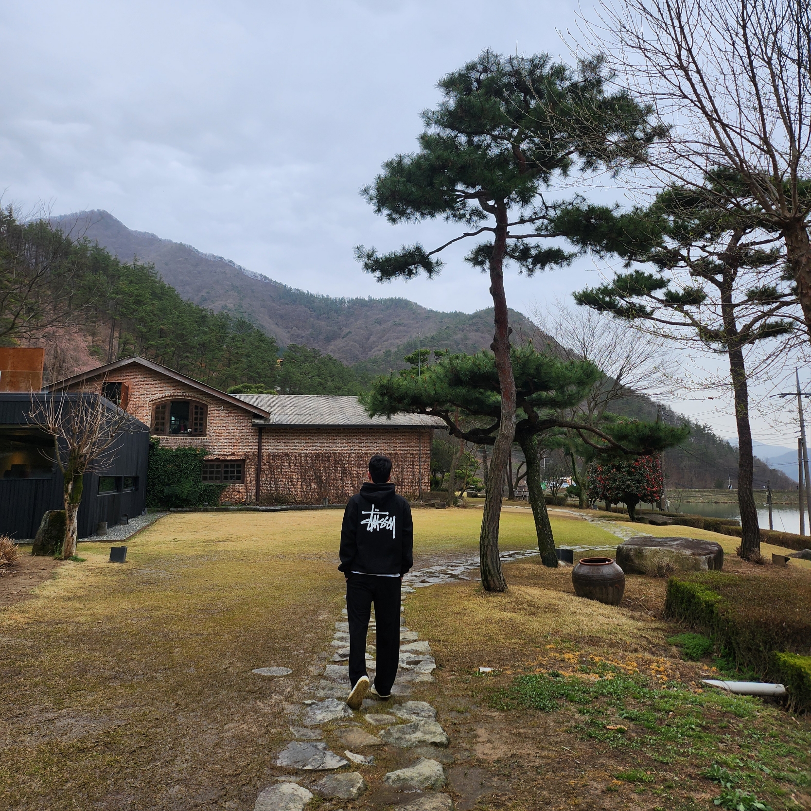 Stussy Basic Stussy Hoodie Black 착용 스타일