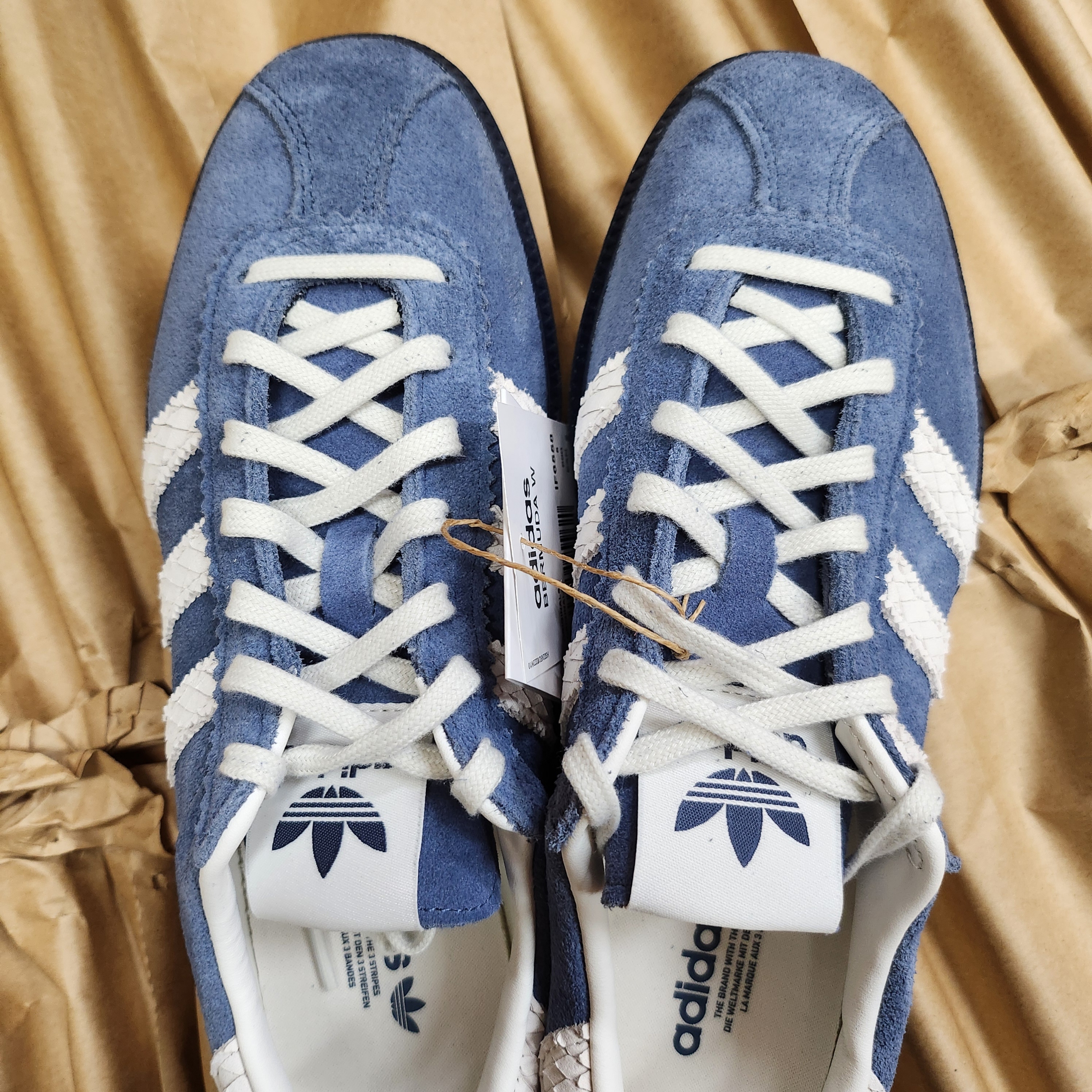 (W) Adidas Bermuda Night Indigo Preloved Ink 착용 스타일 - 2