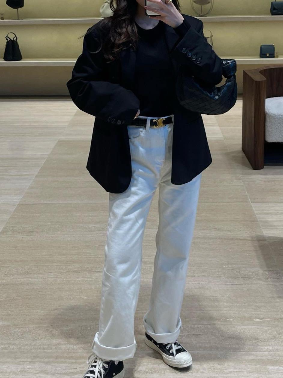 L'H.A.S High-Rised Daily Straight Pants - Ivory, (W) Ganni Denim Cropped Jeans Bright White 착용 스타일 - 4