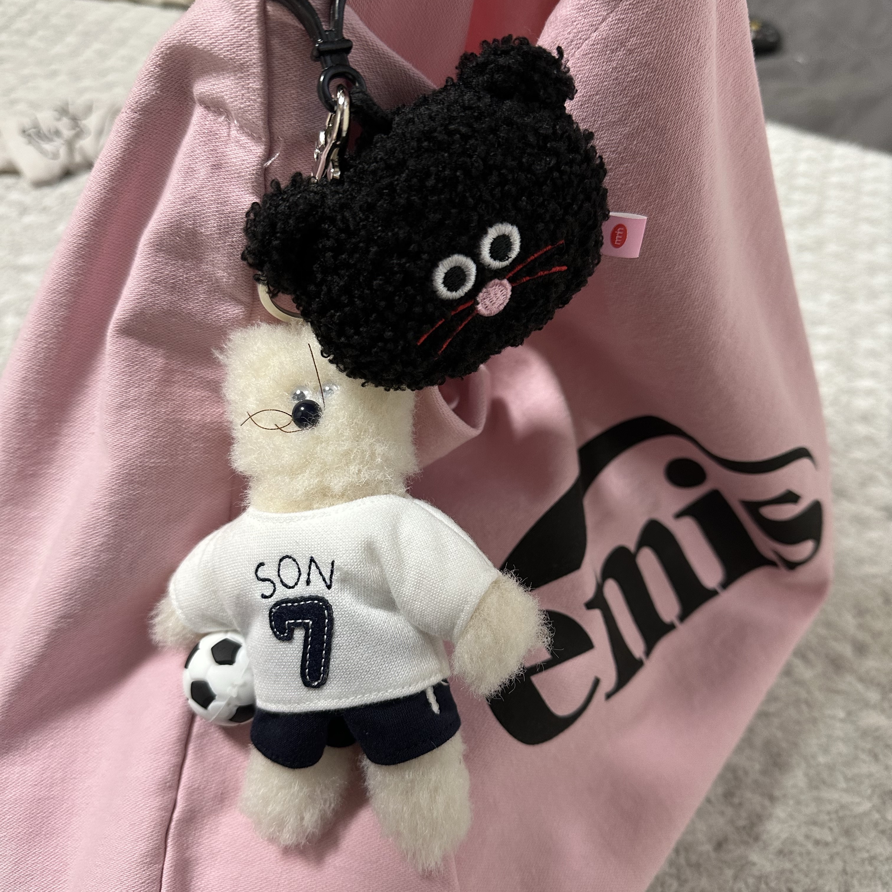 [예약 배송] NOS7 x Monamhee SON.hee Cream 착용 스타일