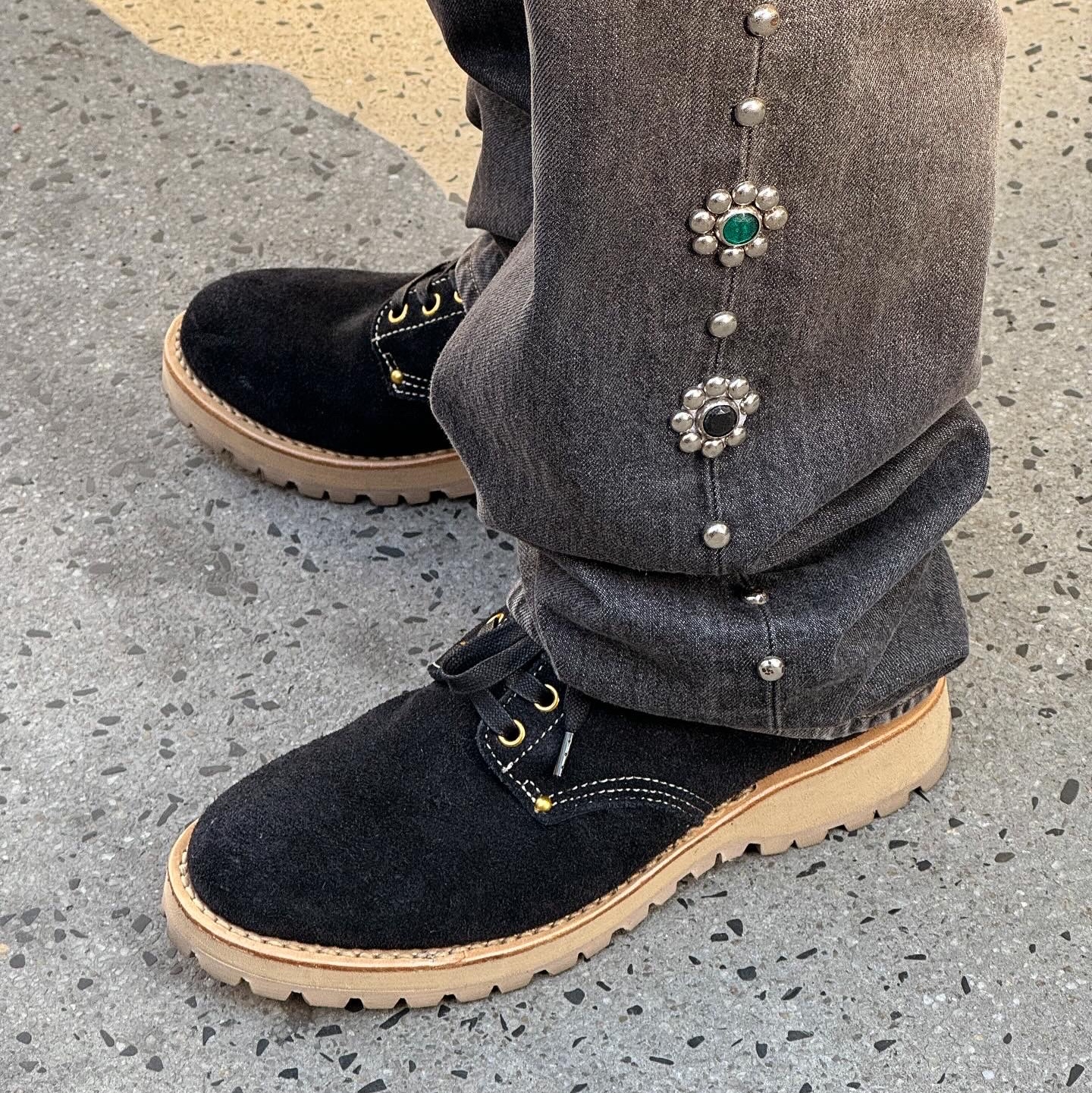 Kapital 14 oz. Denim 5P Monkey Cisco Gemstone Pants Black, Saint Mxxxxxx x VLONE Bone Knit Black - 22FW 착용 스타일 - 2