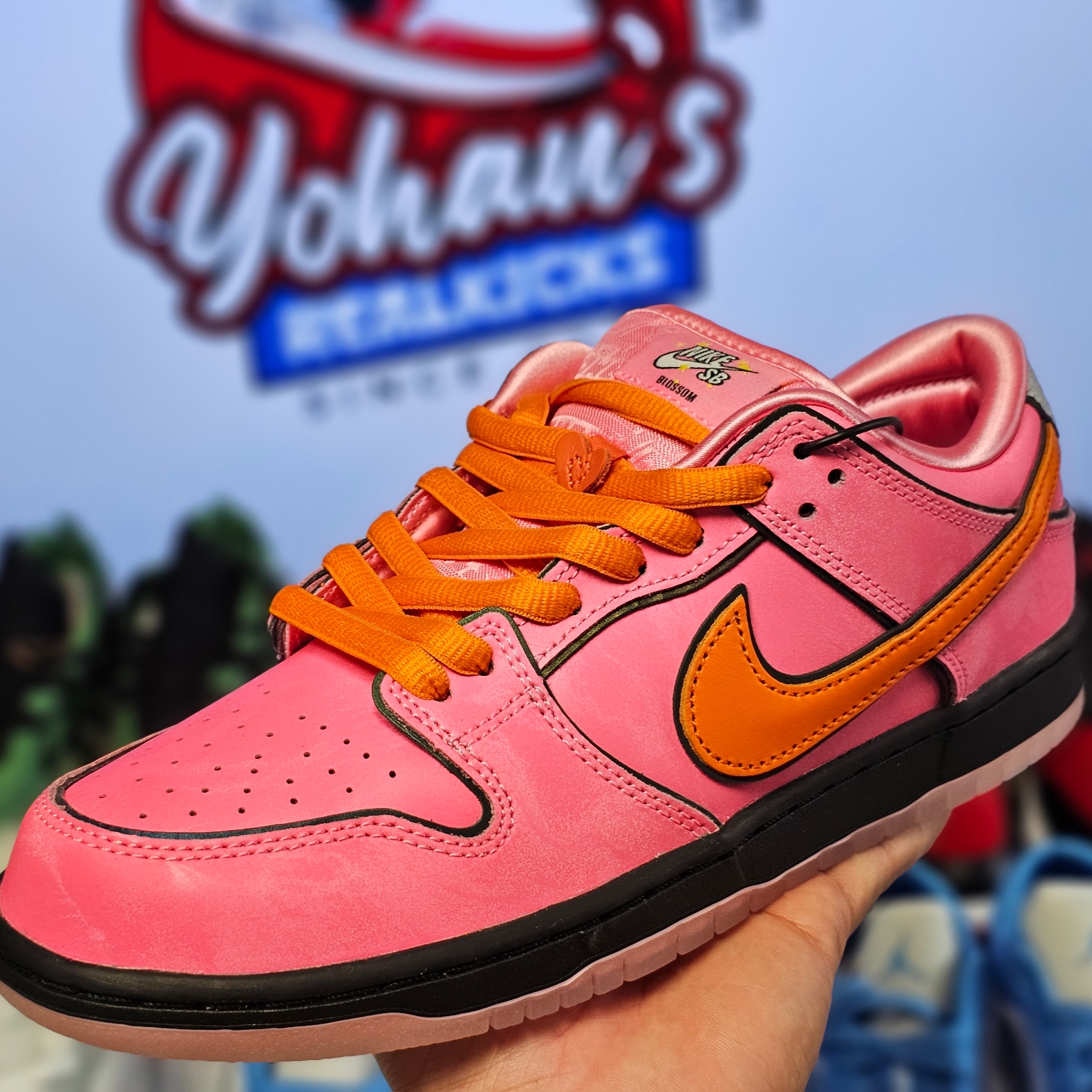 Nike x The Powerpuff Girls SB Dunk Low Pro QS Blossom 착용 스타일