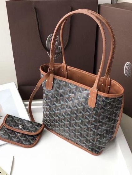 Goyard Anjou Mini Bag Powder Pink, Goyard Anjou Mini Bag Green 착용 스타일 - 6