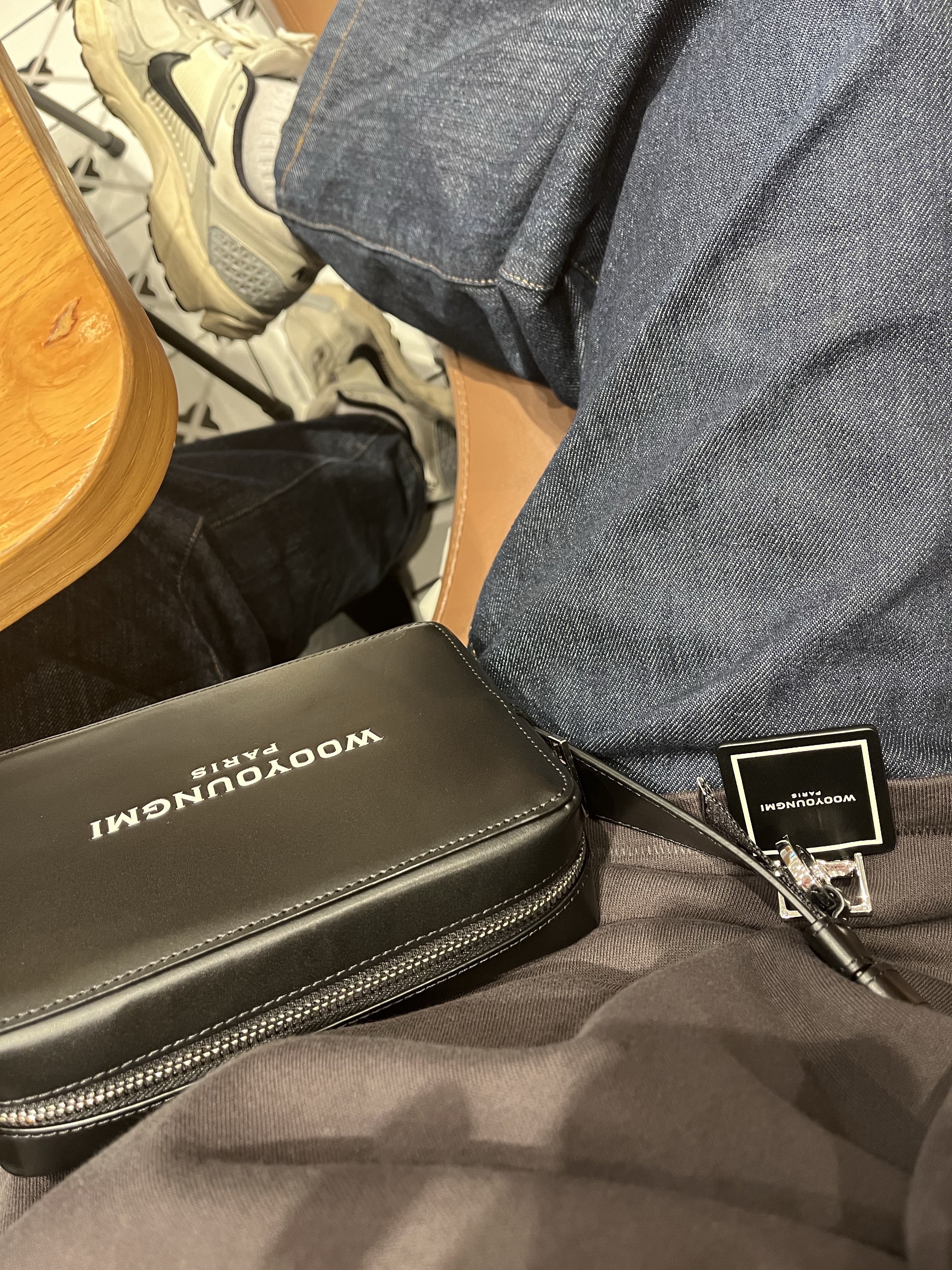 Essentials 1977 Rugby Long Sleeve Polo Iron - 22SS, Wooyoungmi Square Mini Bag Black 착용 스타일 - 7