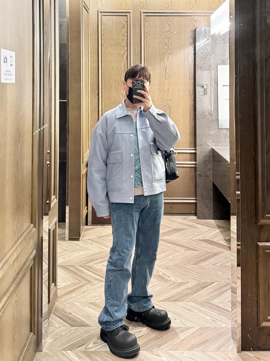 Wooyoungmi Long Straight Denim Pants Blue -23FW, Balenciaga Steroid Derby Black 착용 스타일 - 1