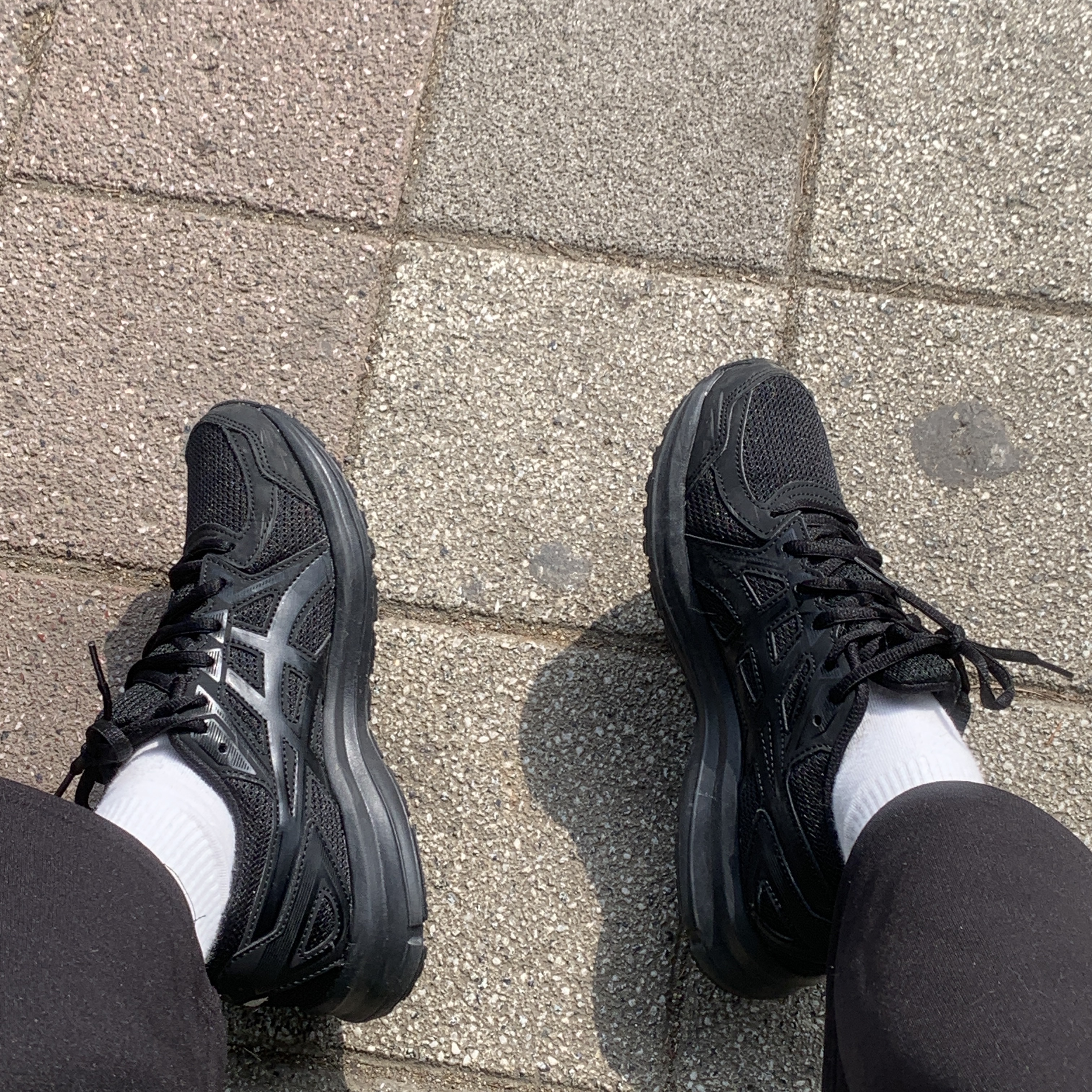 Asics Jog 100 2 Black 착용 스타일