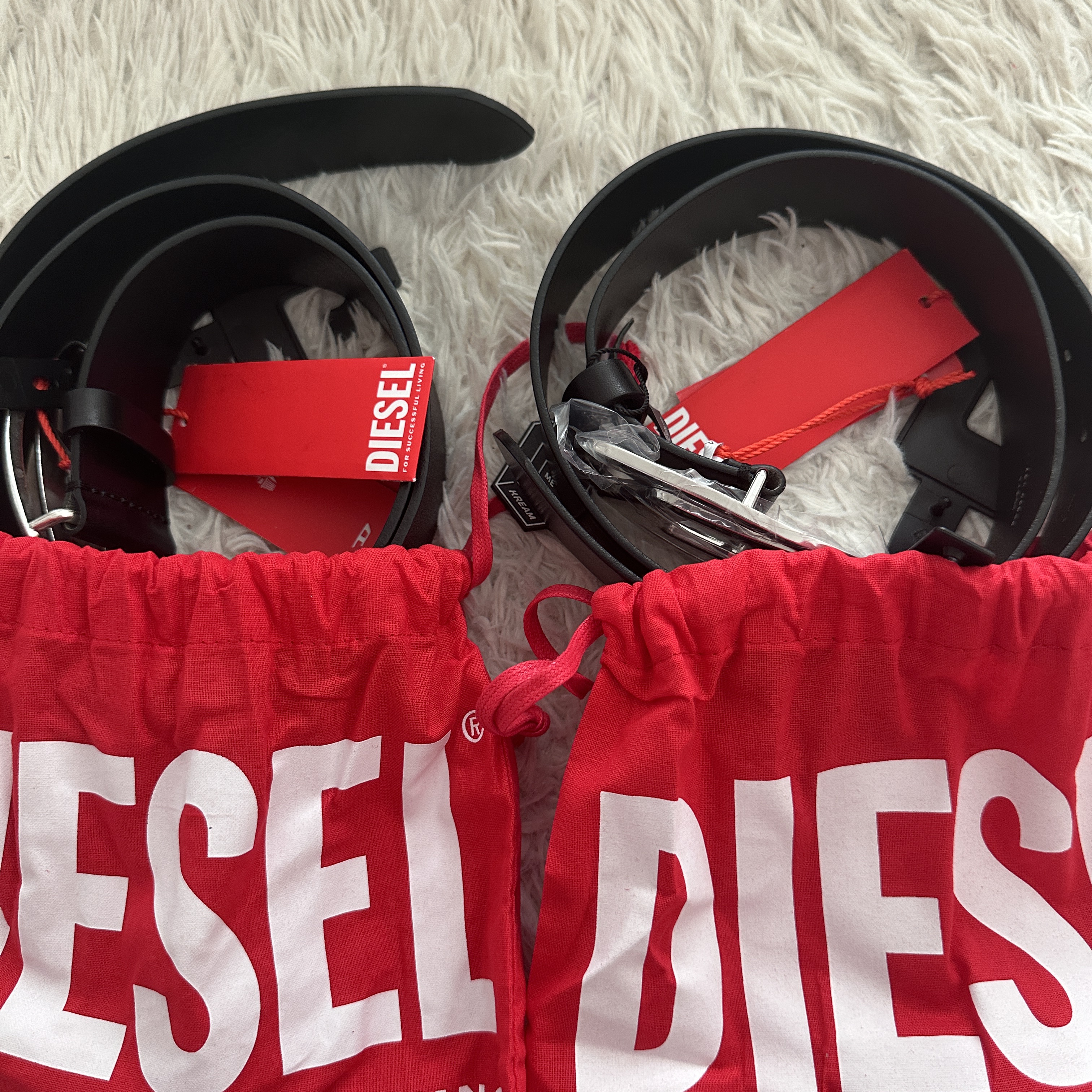 Diesel B-1DR W Leather Belt with D Buckle Black, Diesel B-1DR Leather Belt with D Buckle Black 착용 스타일