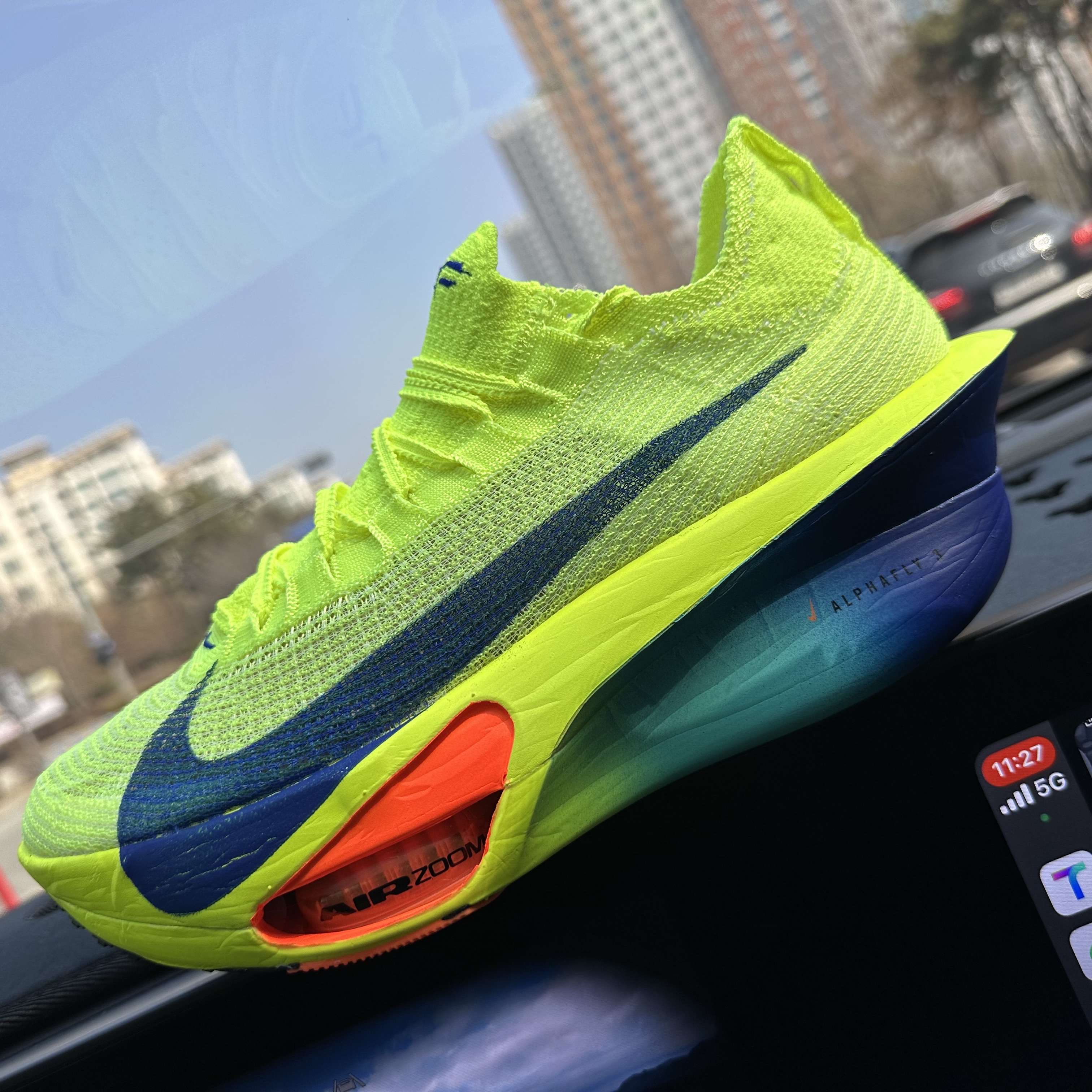 Nike Air Zoom Alphafly Next% 3 Volt 착용 스타일