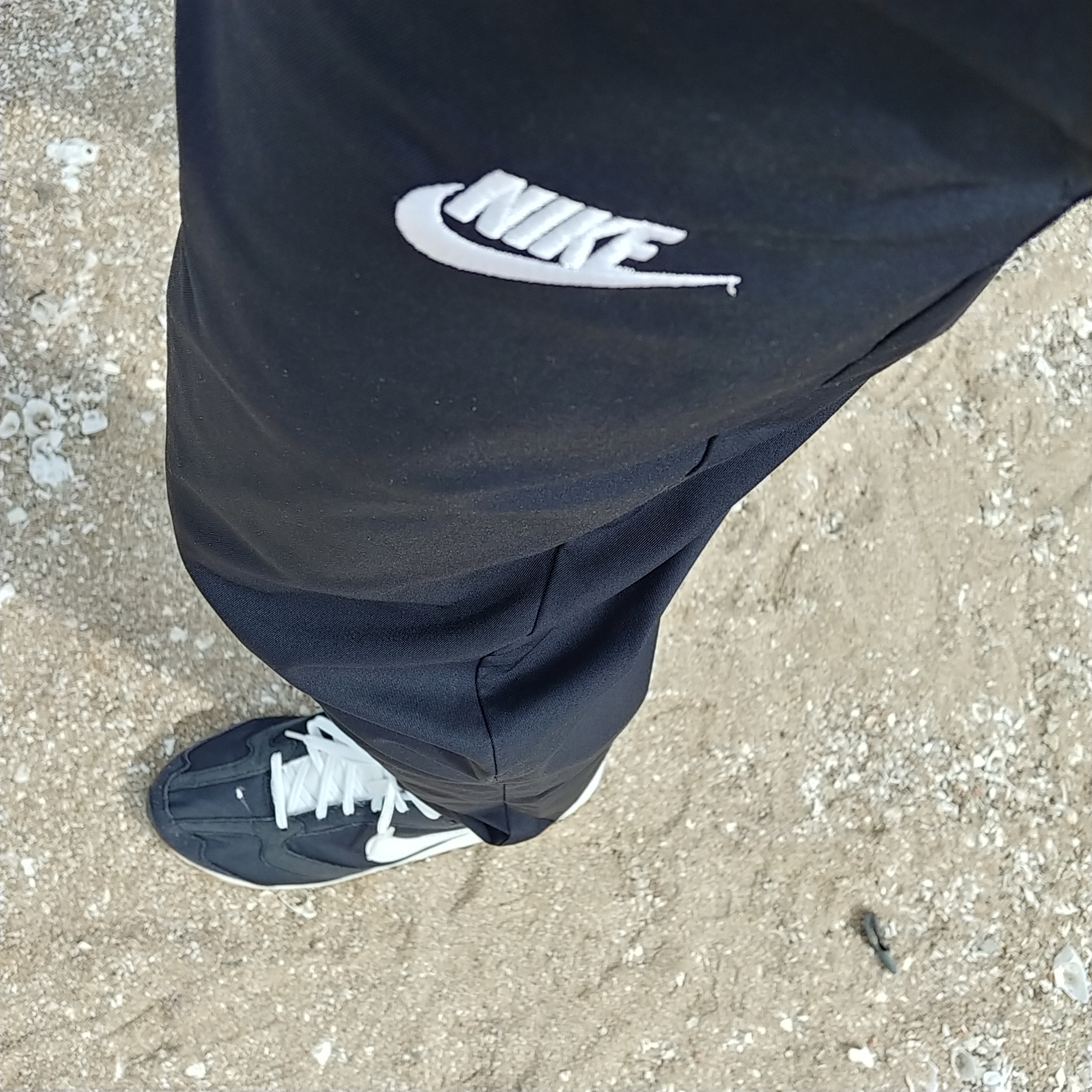 Nike Club Woven Tapered Leg Pants Black White - Asia 착용 스타일