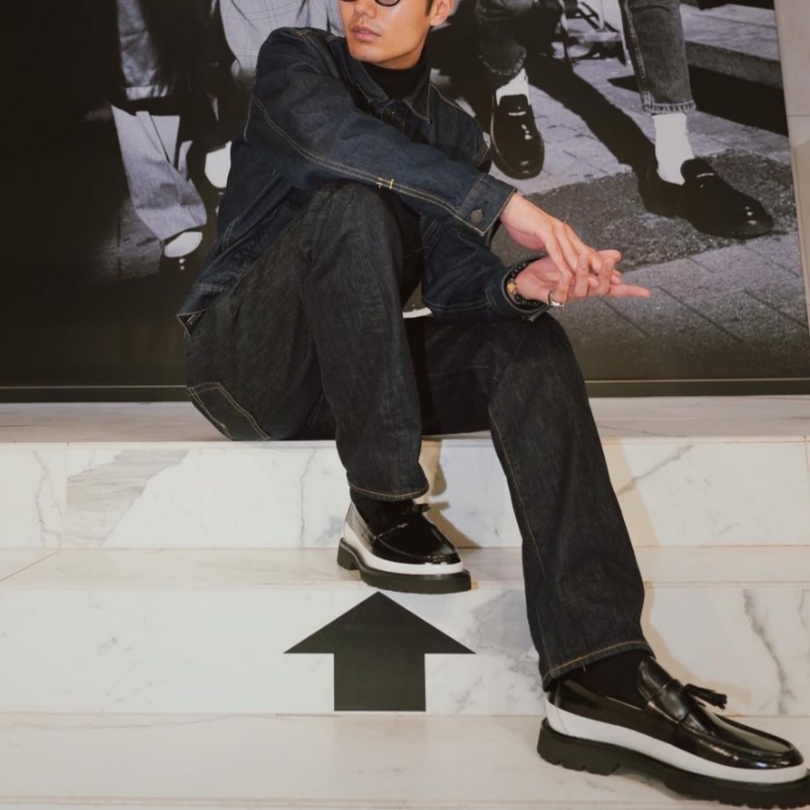 Cole Haan x Fragment American Classics Tassel Loafer Black White 착용 스타일