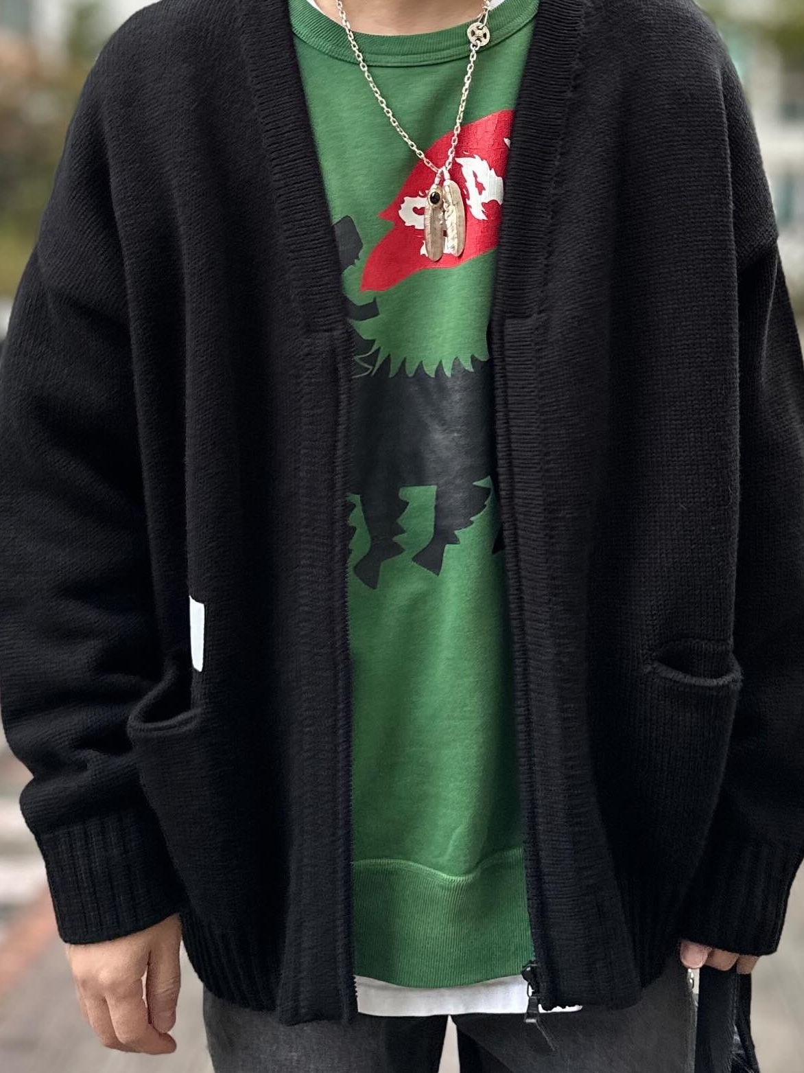 Saint Mxxxxxx Cerberus Crew Neck Sweatshirt Green - 23AW, Kapital 14 oz. Denim 5P Monkey Cisco Gemstone Pants Black 착용 스타일 - 2