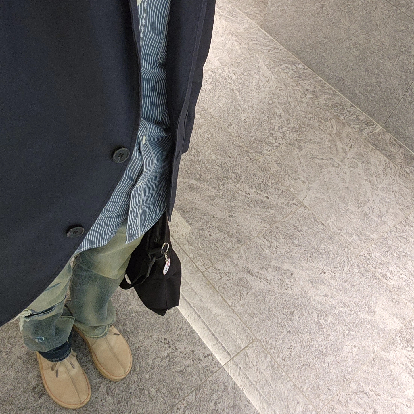 Clarks Desert Trek Suede Sand 착용 스타일 - 1