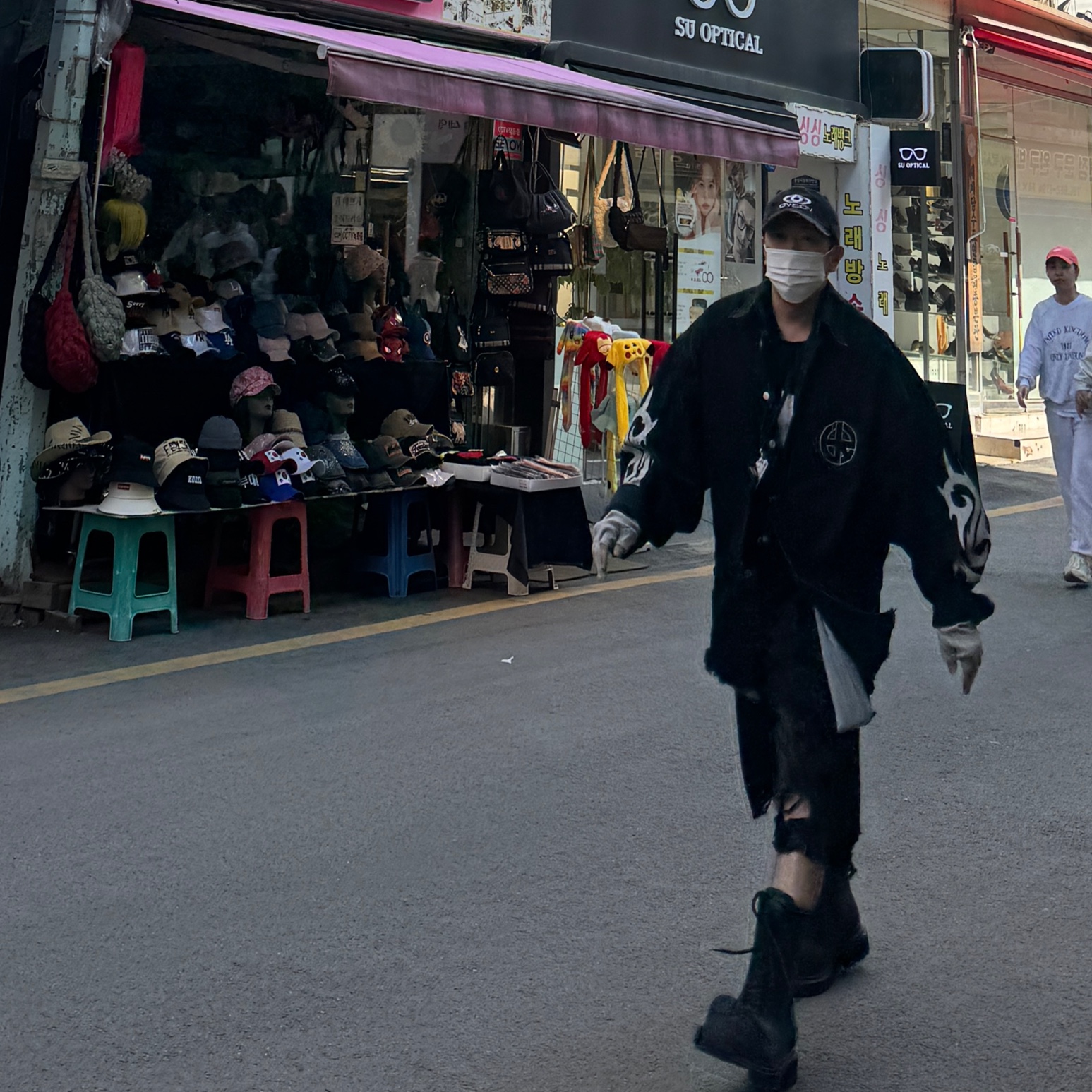Project G/R Hybrid Denim Shirts Jacket Black, Project G/R Reworked Bermuda Shorts Black 착용 스타일
