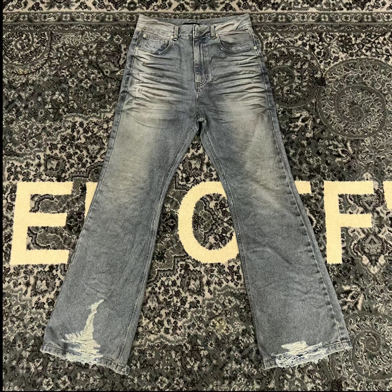 Project G/R Flare Jeans Blue 착용 스타일