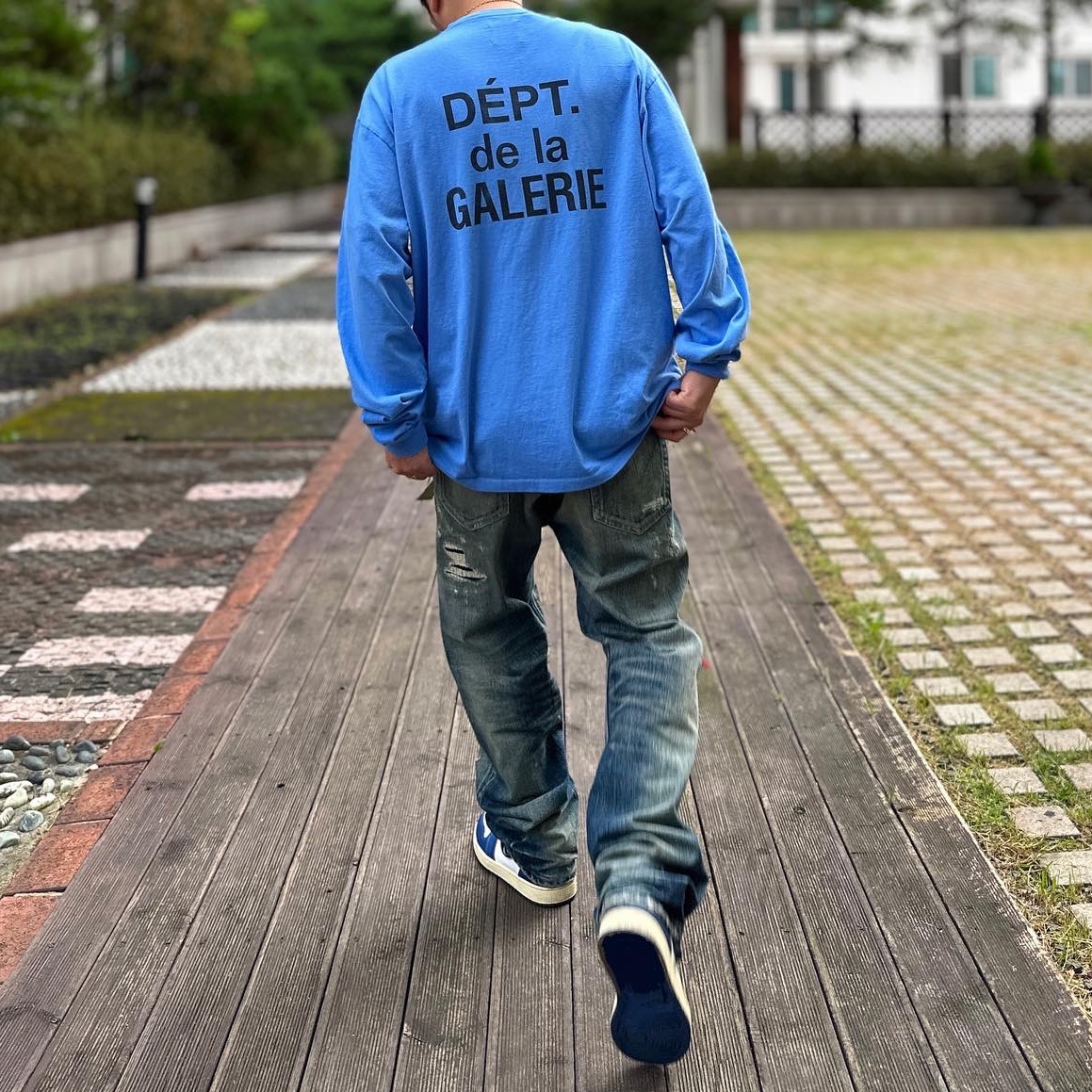 Gallery Dept. Dept De La Galerie LS Pocket T-Shirt Blue, Jordan 1 x Union Retro High Blue Toe 착용 스타일 - 1