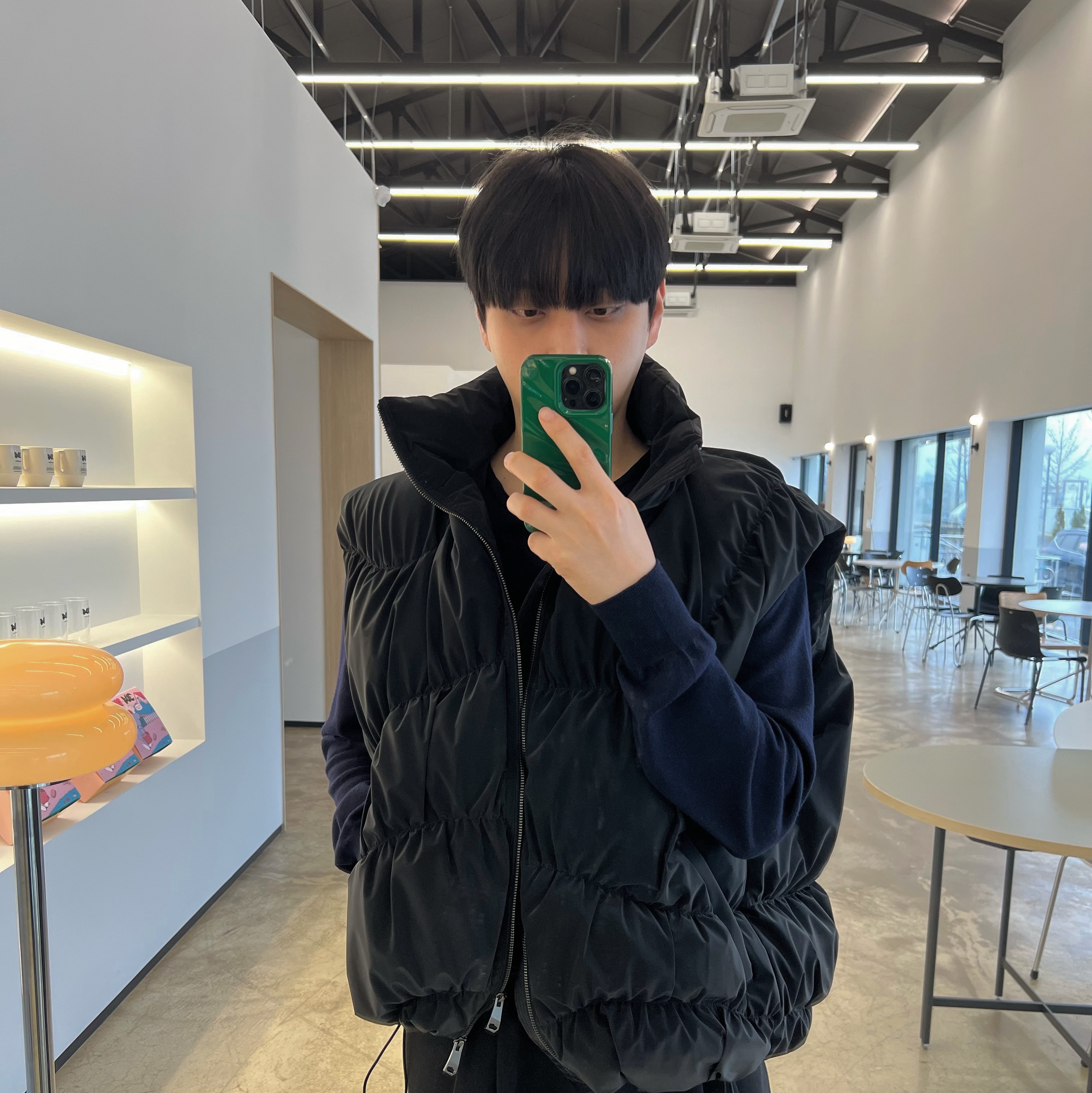 Ader Error Aren Down Vest Noir 착용 스타일