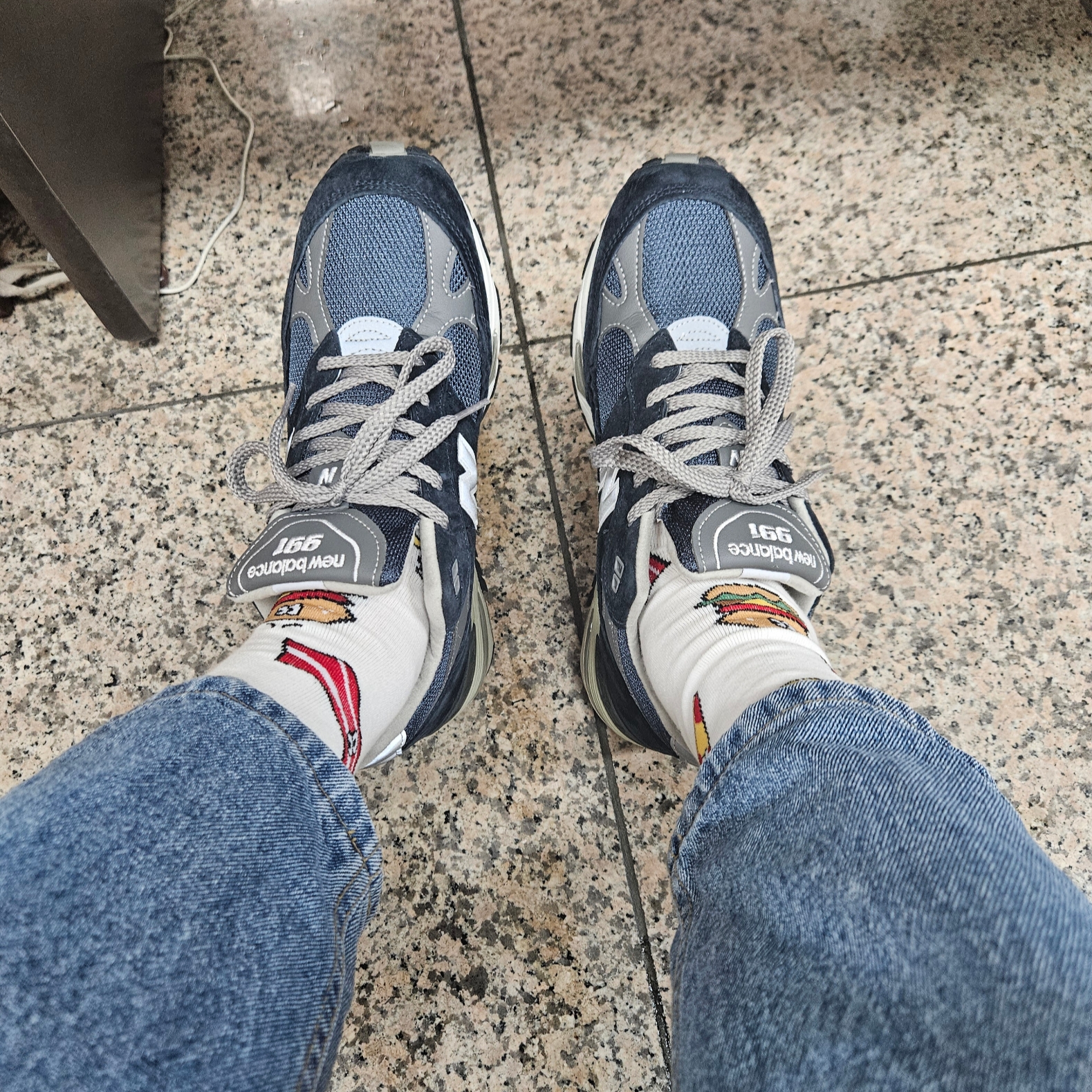 New Balance 991 Made in UK Navy 착용 스타일 - 1