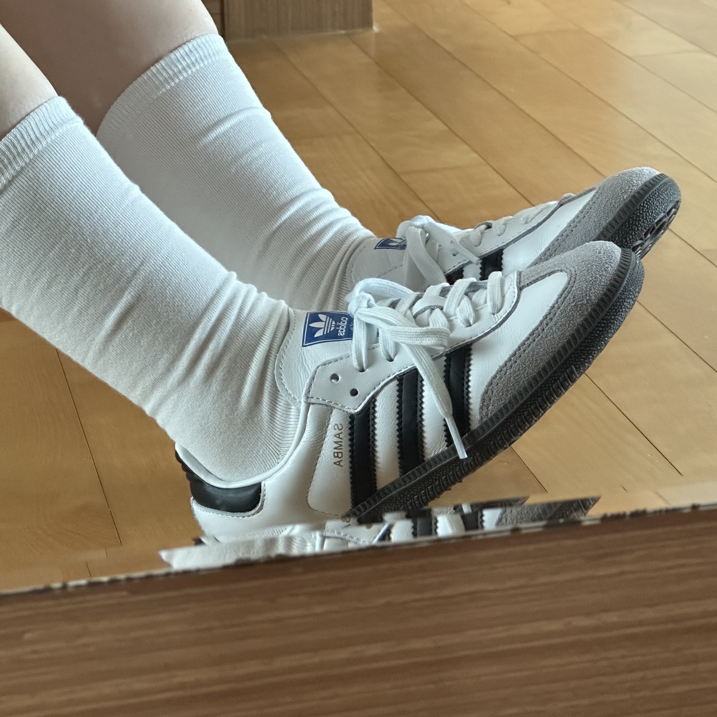 Adidas Samba OG Cloud White 착용 스타일 - 1