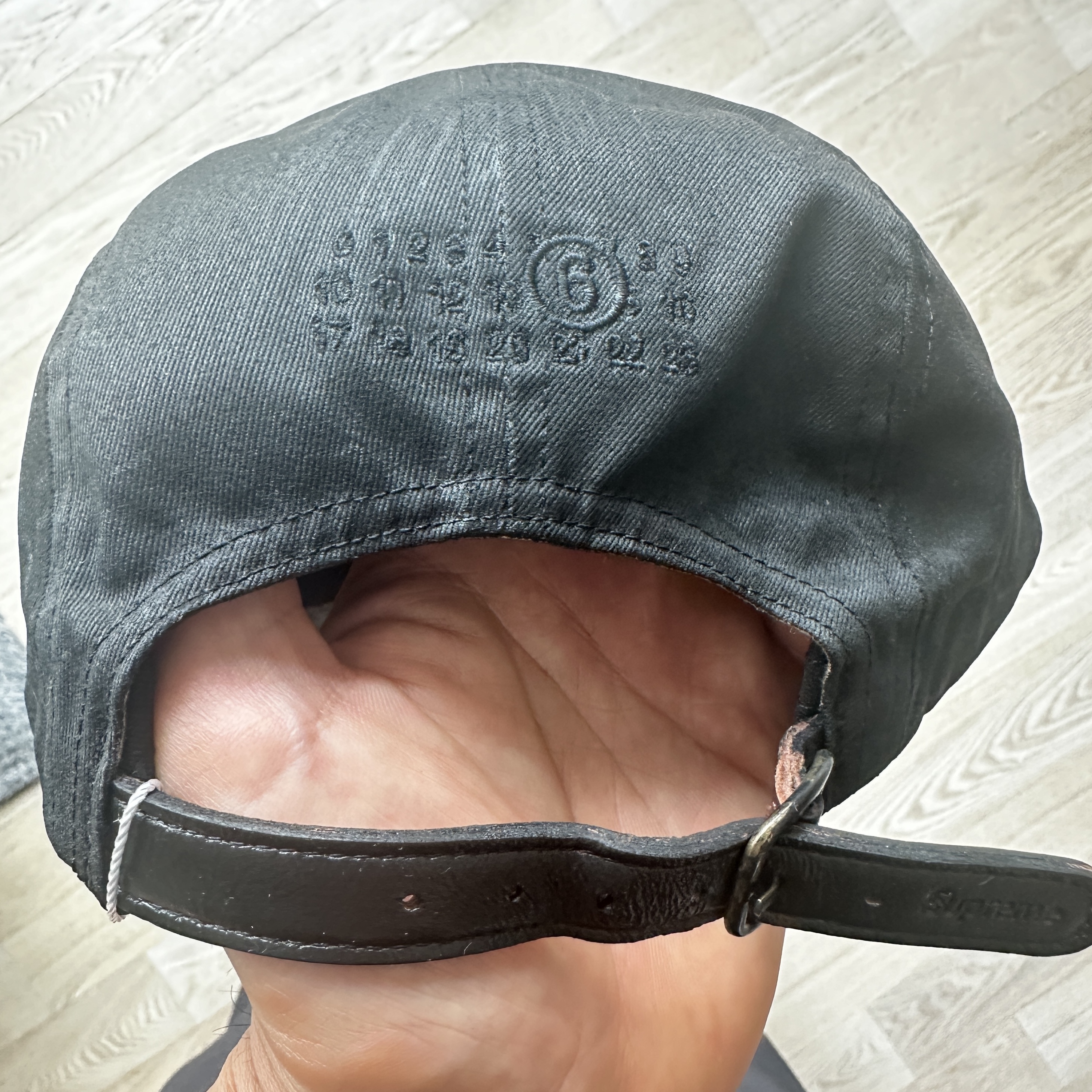 Supreme x MM6 Maison Margiela Painted Camp Cap Black - 24SS 착용 스타일 - 2