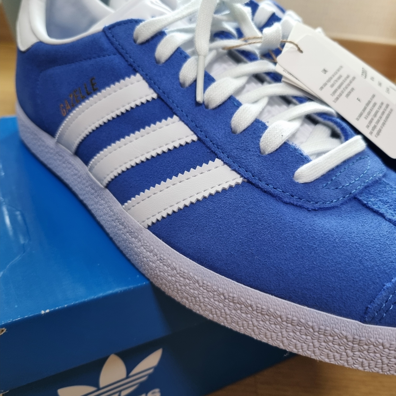 Adidas Gazelle Blue 착용 스타일 - 3