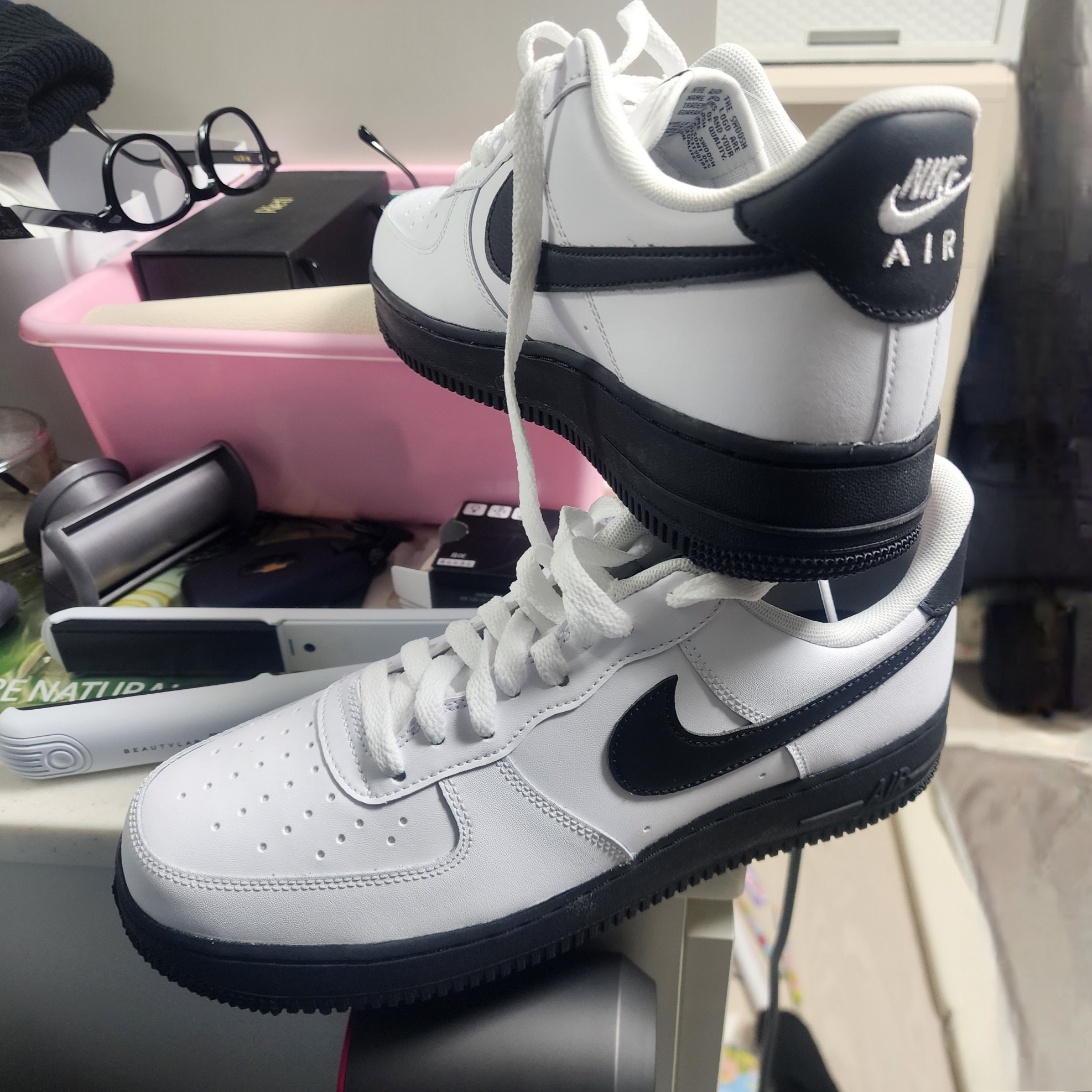 Nike Air Force 1 Low White Black Midsole 착용 스타일