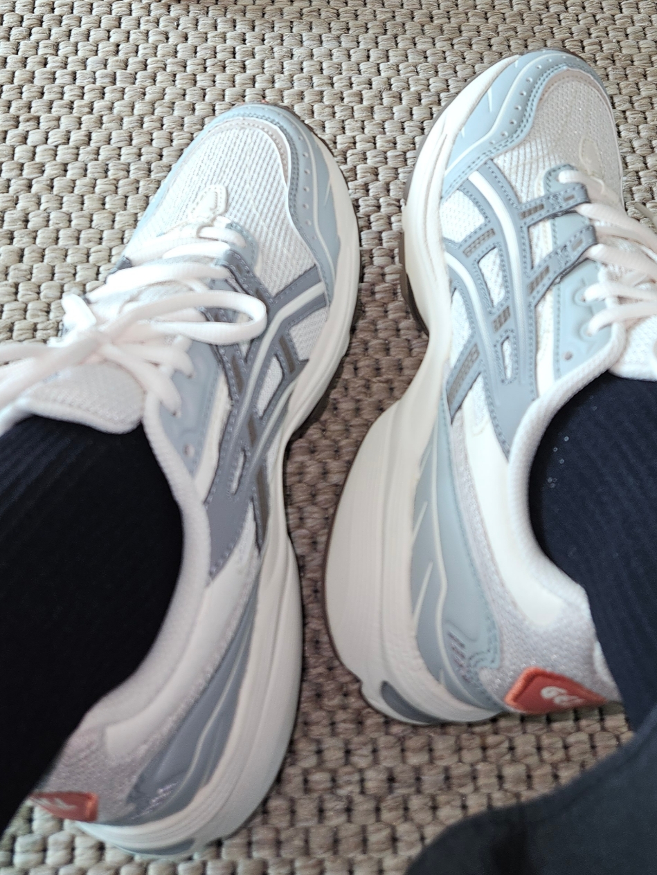 Asics Gel-1090 Blue Grey 착용 스타일
