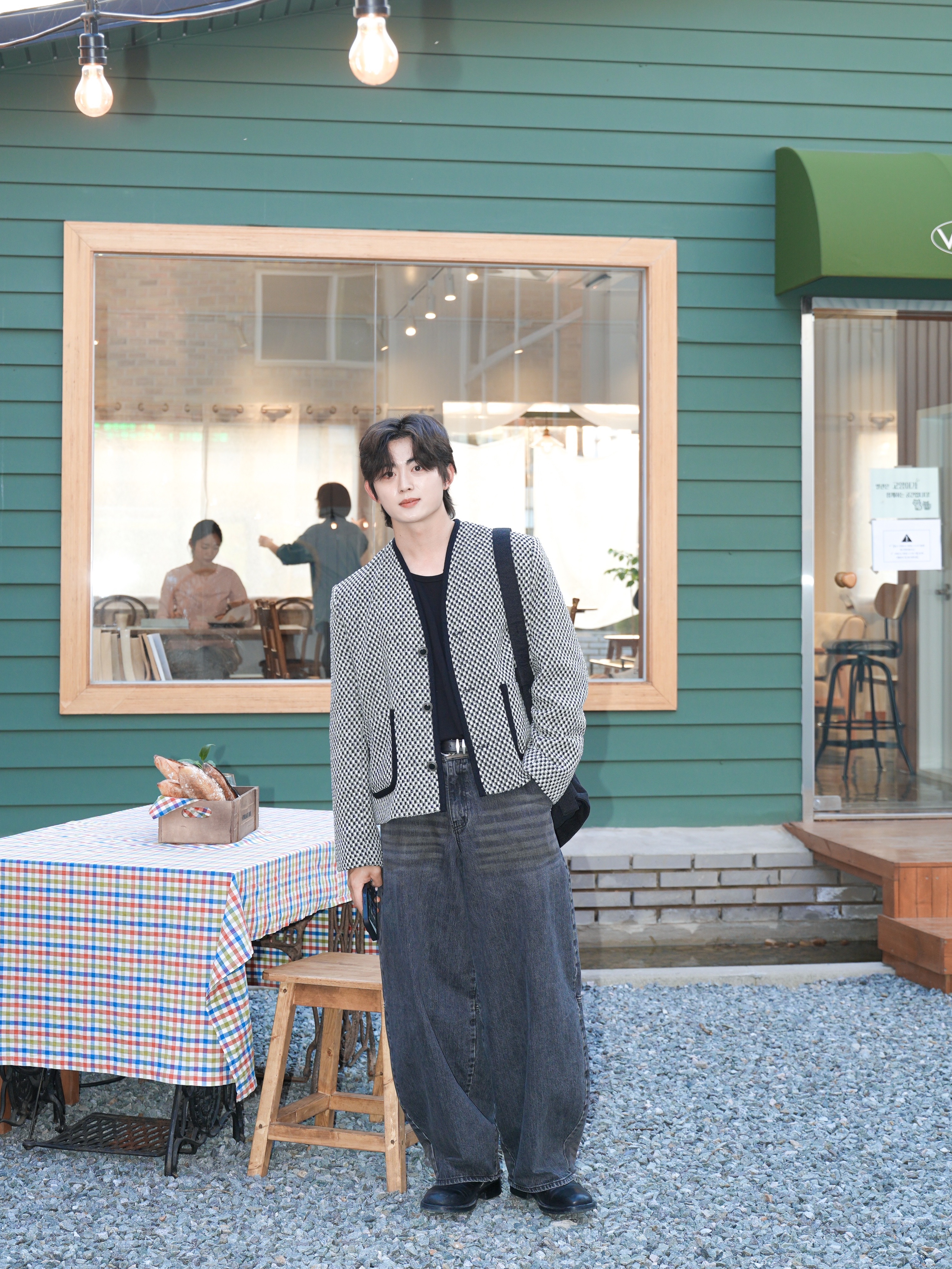 Kinchi Oddly - 701 (a) Black 착용 스타일 - 1